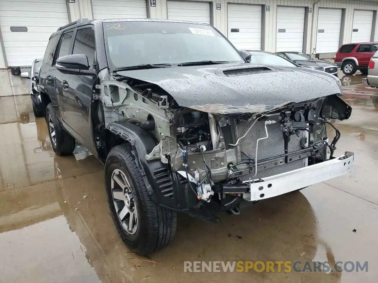 9 Photograph of a damaged car JTERU5JR5N5978943 TOYOTA 4RUNNER 2022