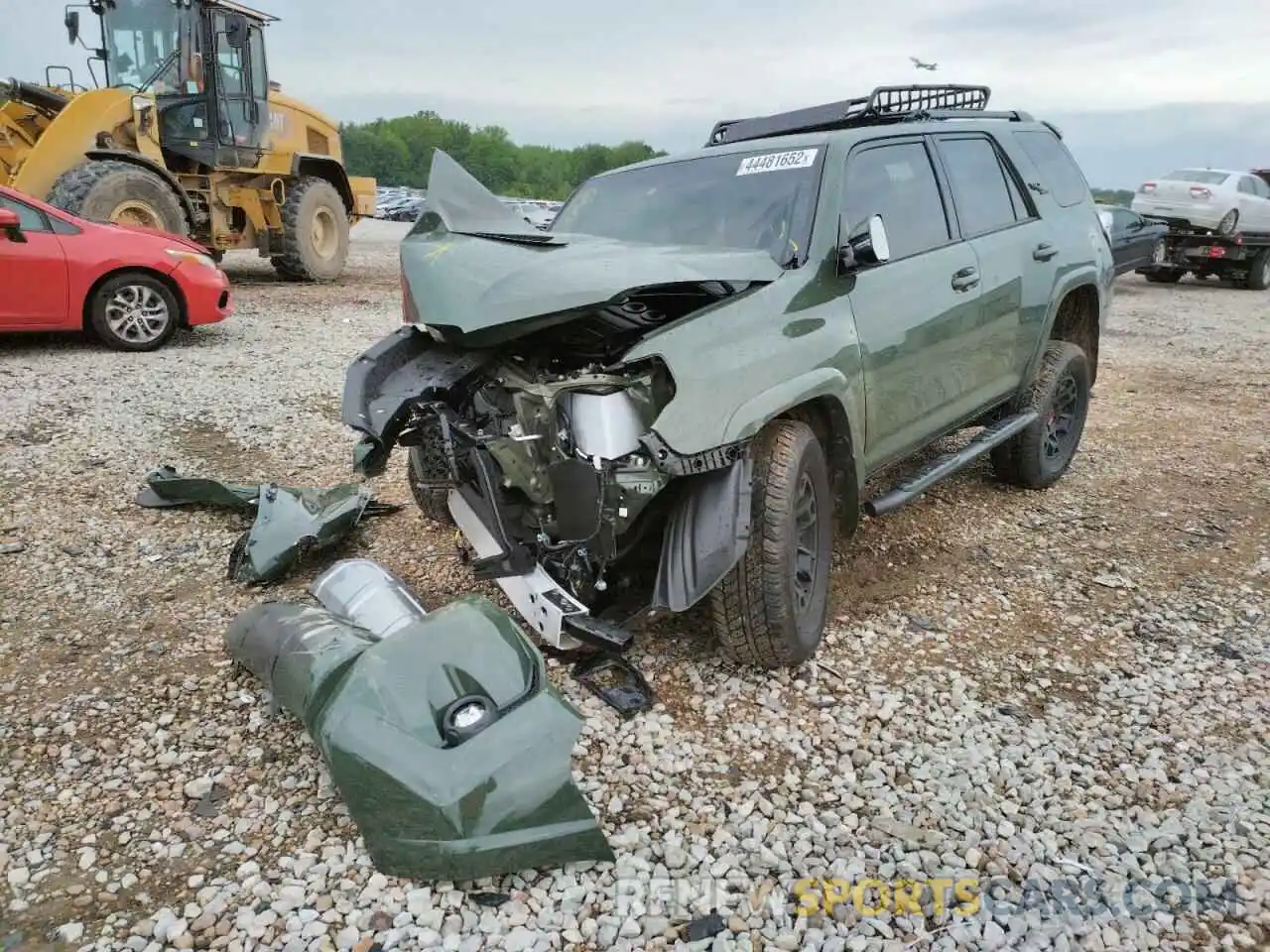 2 Photograph of a damaged car JTERU5JR5N6003269 TOYOTA 4RUNNER 2022