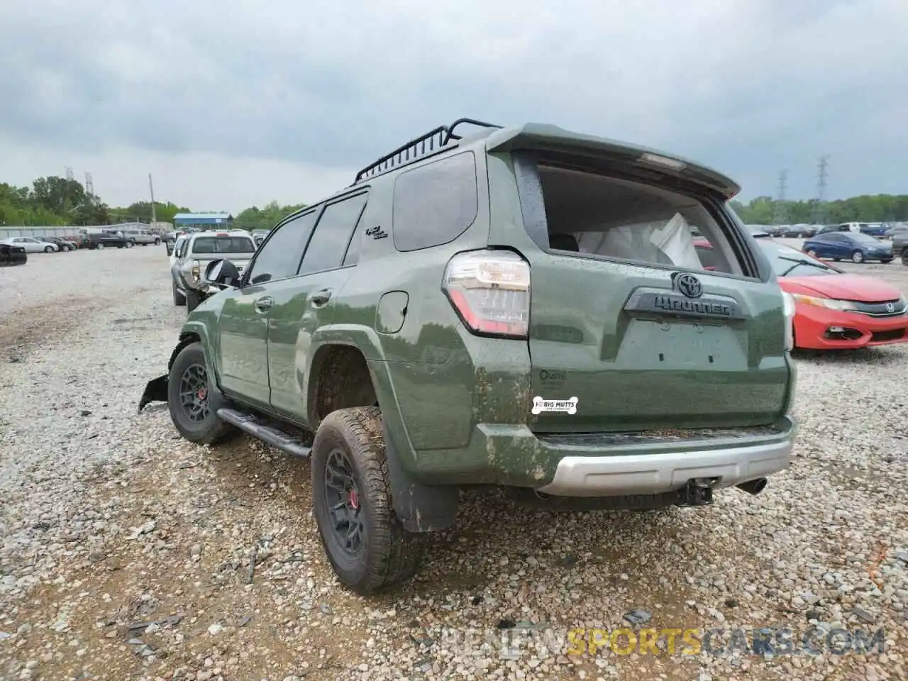 3 Фотография поврежденного автомобиля JTERU5JR5N6003269 TOYOTA 4RUNNER 2022