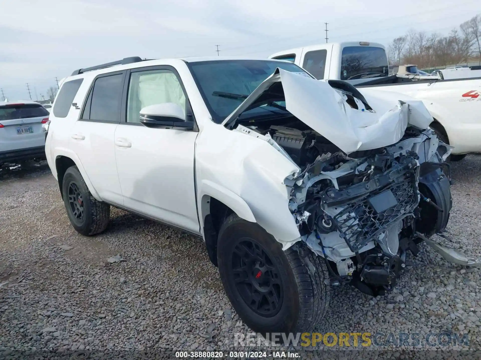 1 Photograph of a damaged car JTERU5JR5N6059101 TOYOTA 4RUNNER 2022