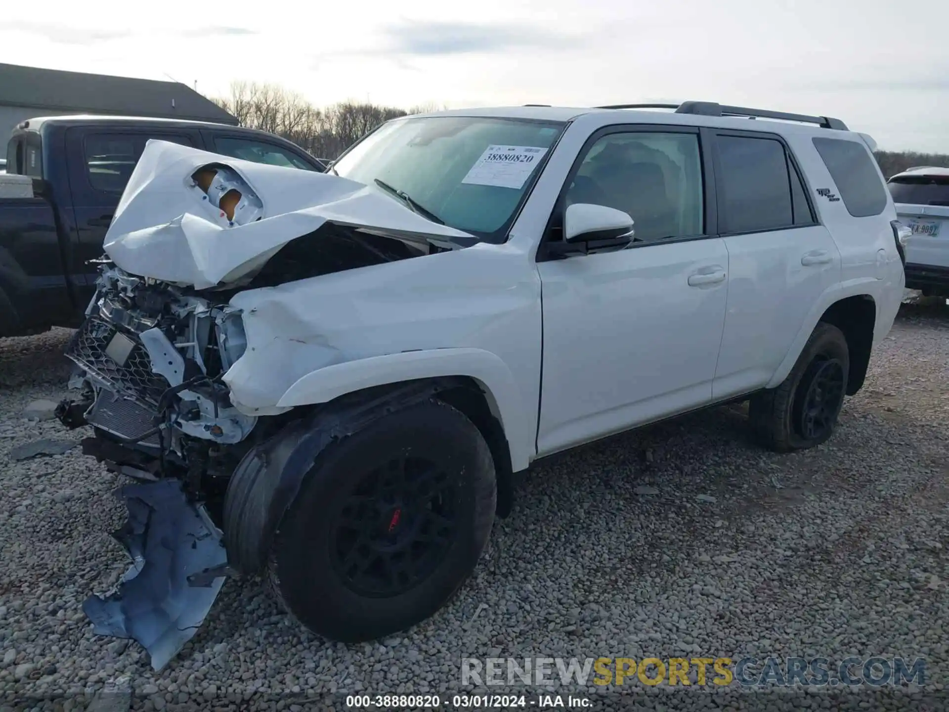 2 Photograph of a damaged car JTERU5JR5N6059101 TOYOTA 4RUNNER 2022