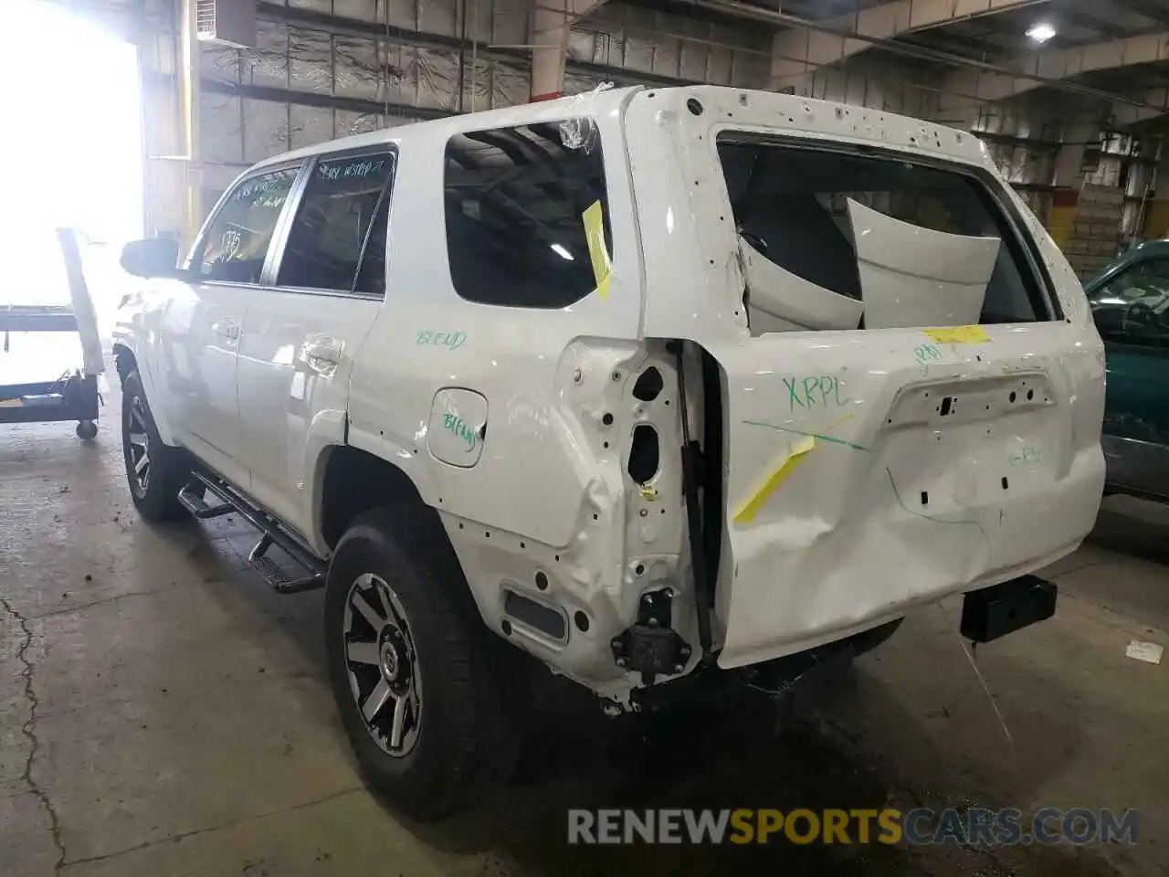 3 Photograph of a damaged car JTERU5JR7N6001930 TOYOTA 4RUNNER 2022