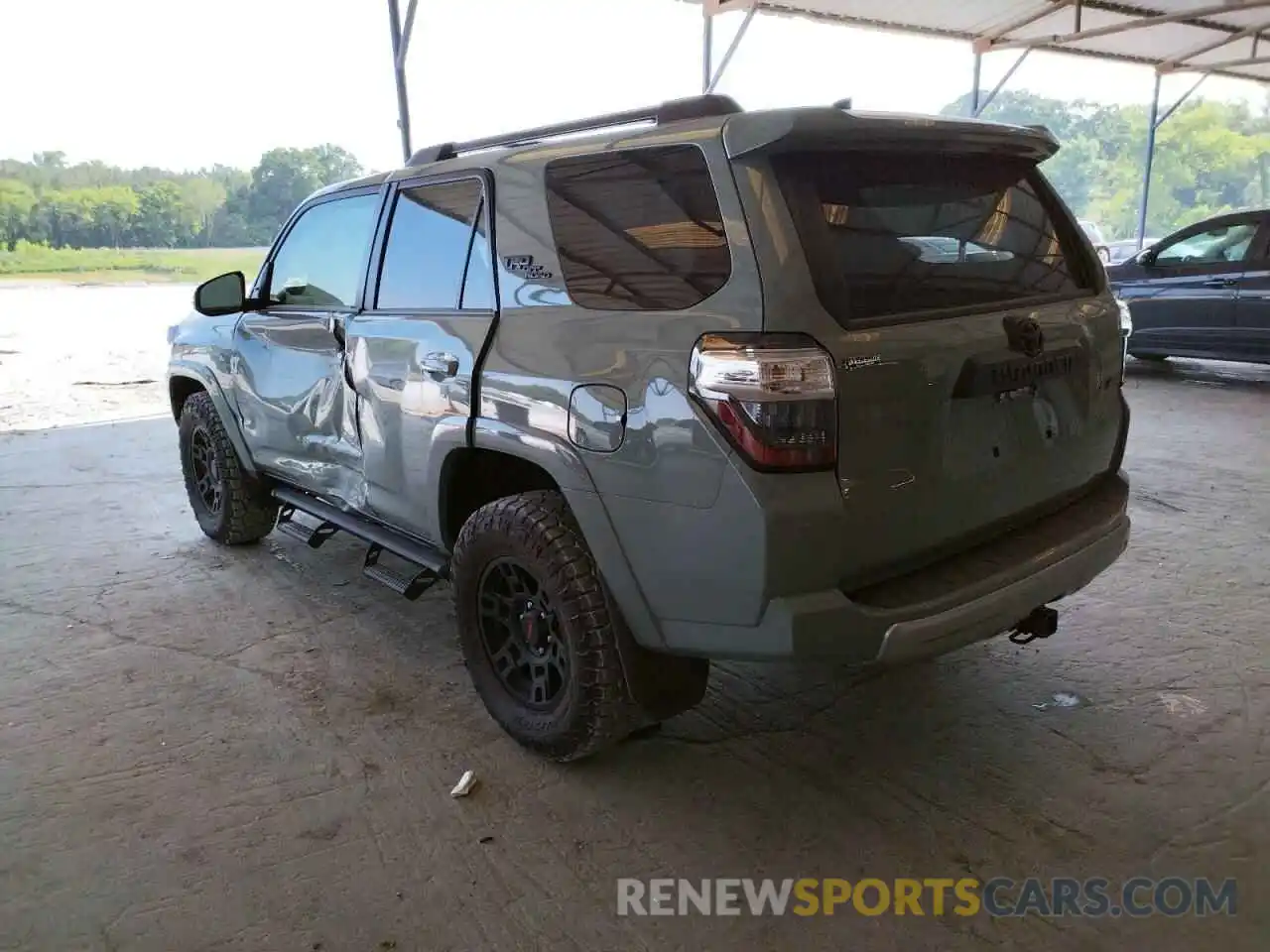 3 Photograph of a damaged car JTERU5JR7N6038881 TOYOTA 4RUNNER 2022