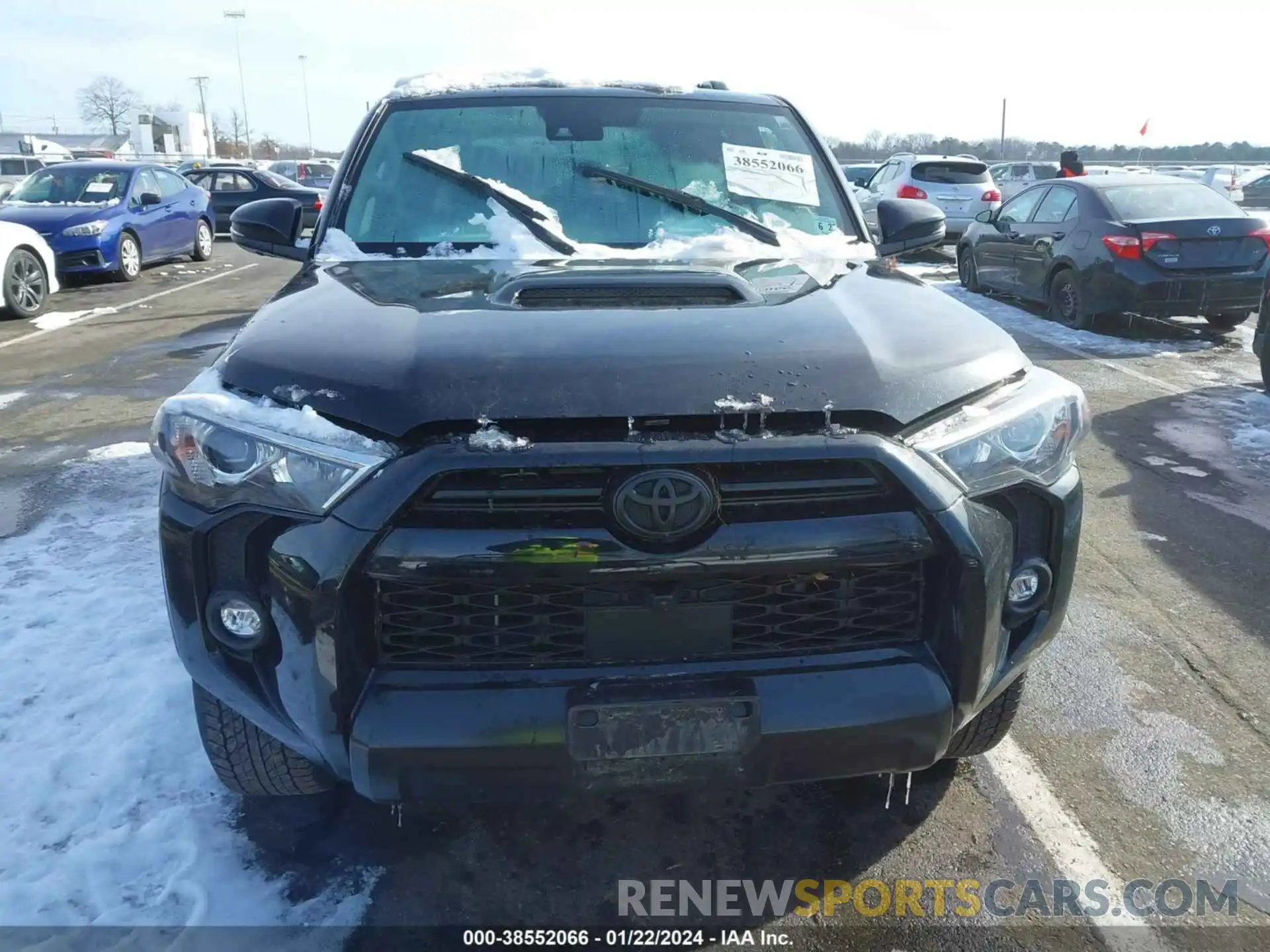 6 Photograph of a damaged car JTERU5JR9N6057268 TOYOTA 4RUNNER 2022