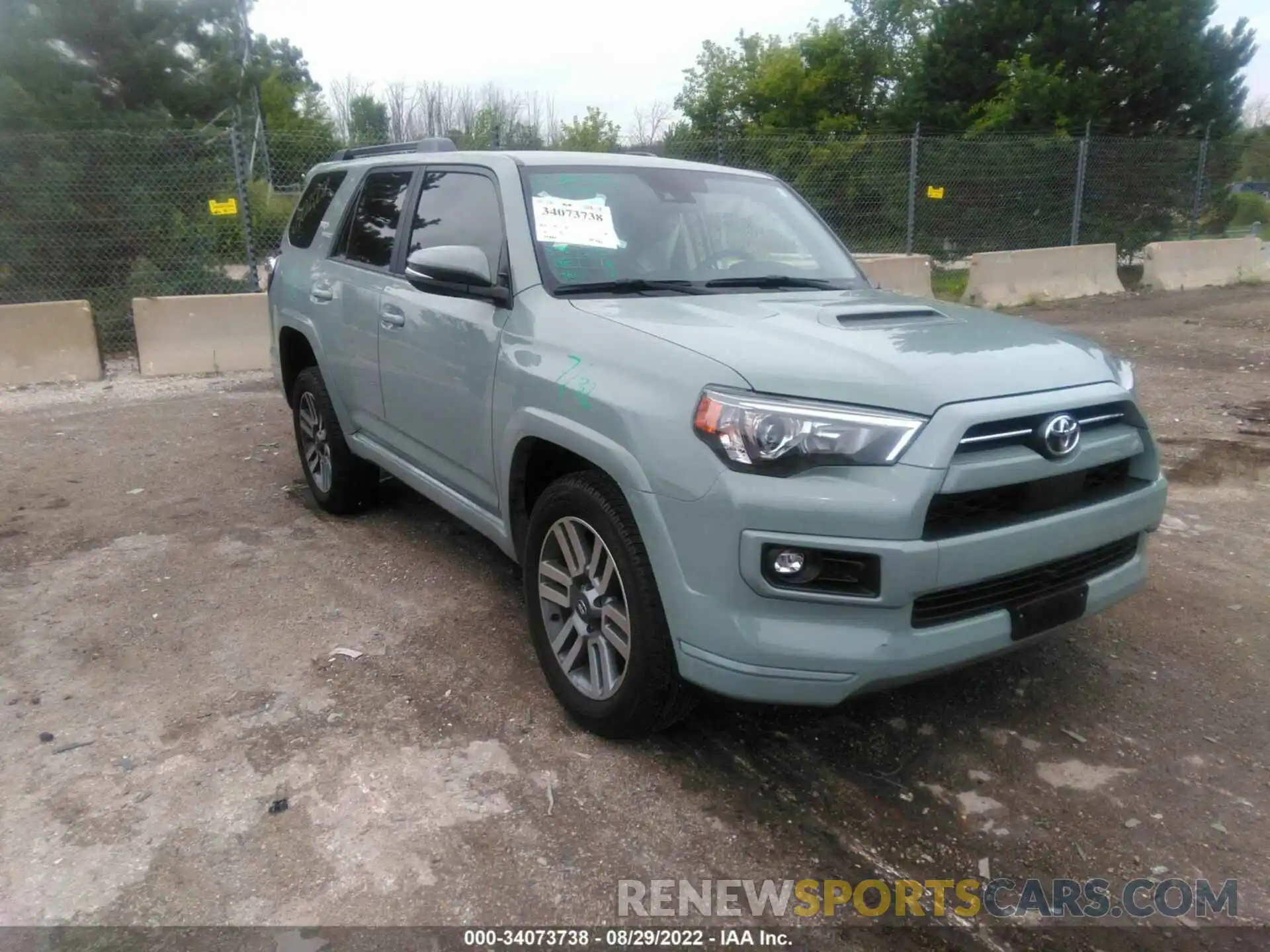 1 Фотография поврежденного автомобиля JTESU5JR2N5991523 TOYOTA 4RUNNER 2022