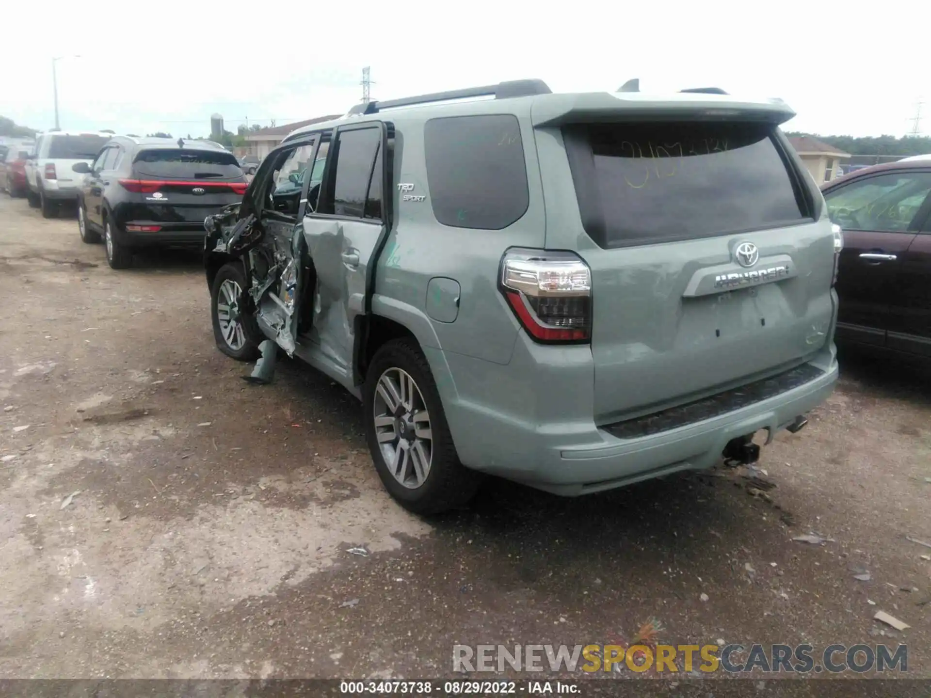 3 Фотография поврежденного автомобиля JTESU5JR2N5991523 TOYOTA 4RUNNER 2022