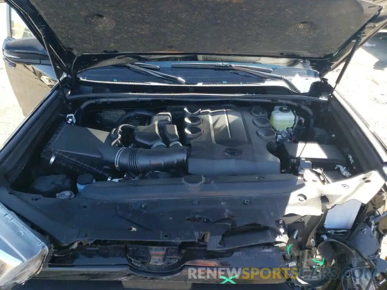 7 Photograph of a damaged car JTESU5JR2N6012870 TOYOTA 4RUNNER 2022