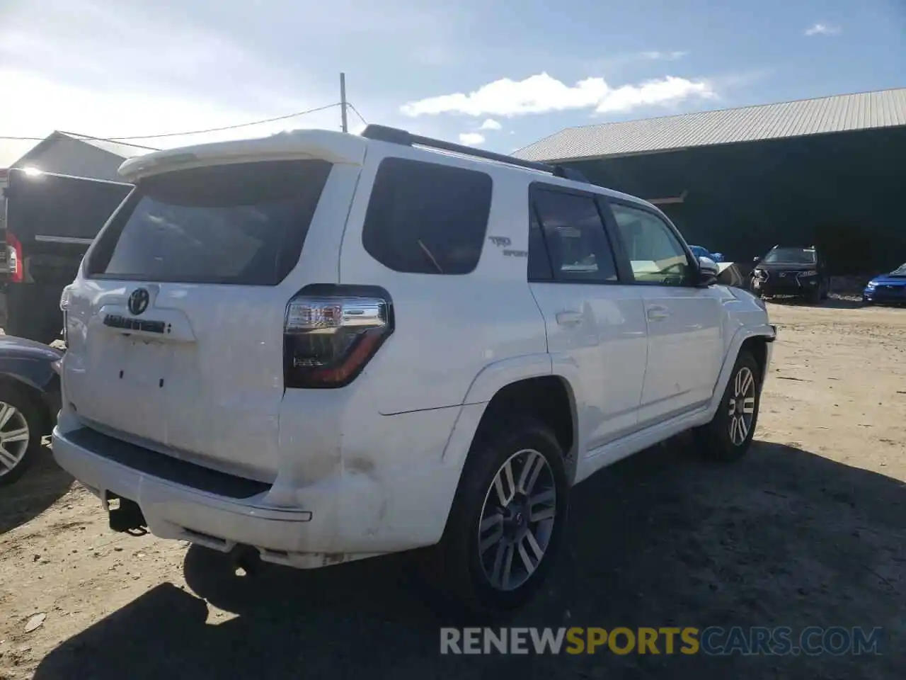 4 Photograph of a damaged car JTESU5JR4N5983231 TOYOTA 4RUNNER 2022