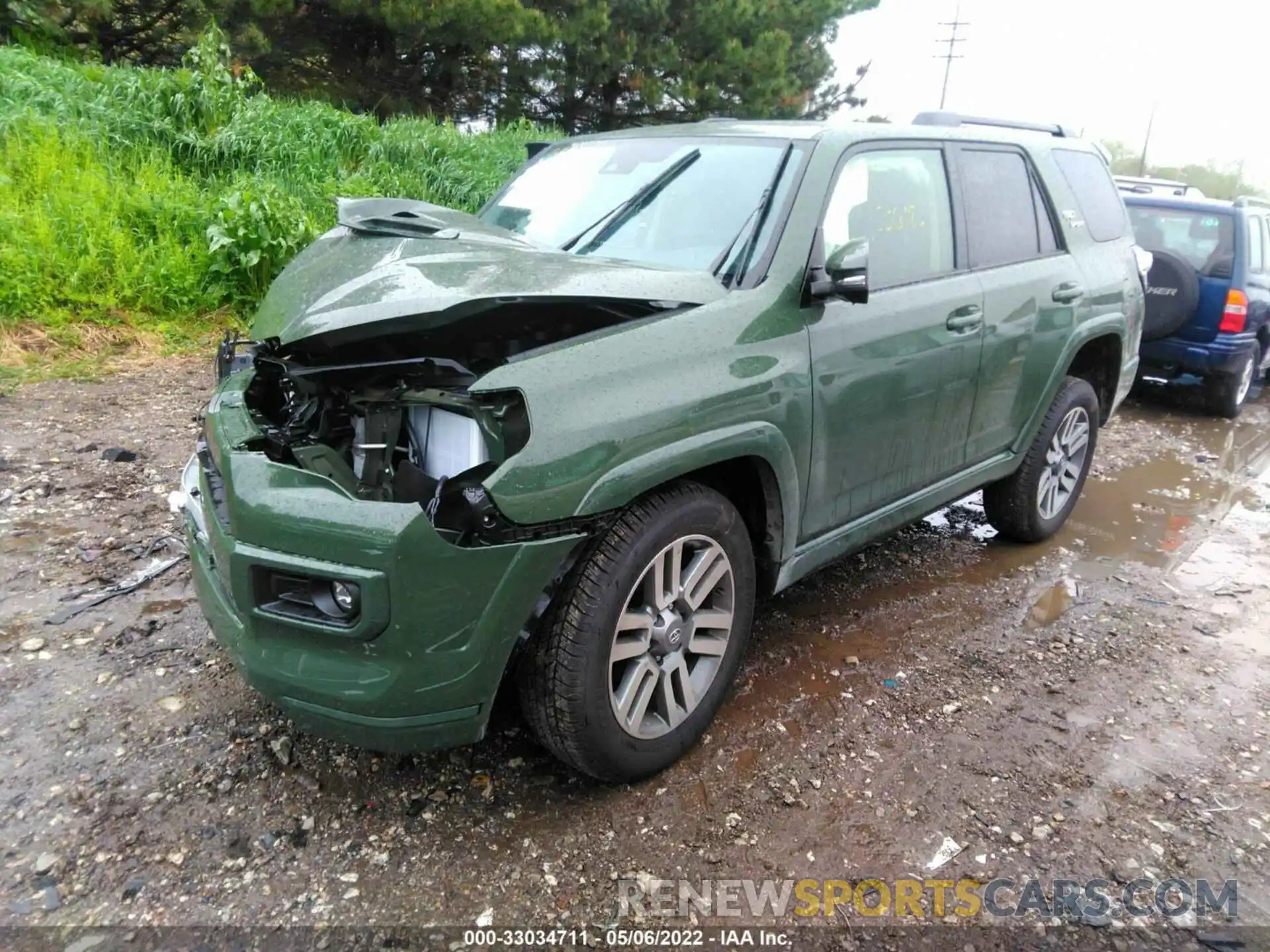 2 Фотография поврежденного автомобиля JTESU5JR4N5985237 TOYOTA 4RUNNER 2022