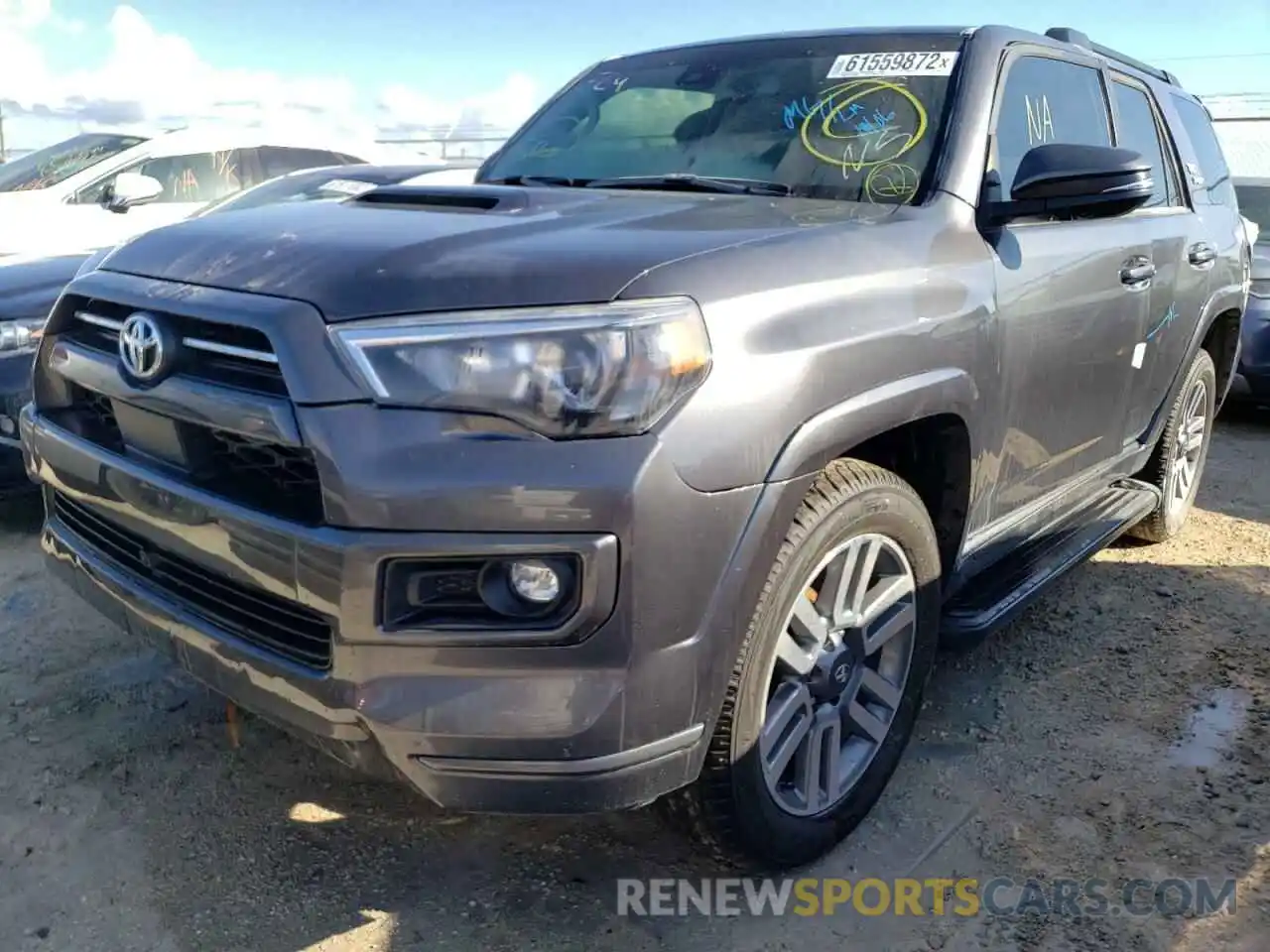 2 Photograph of a damaged car JTESU5JR5N6074862 TOYOTA 4RUNNER 2022