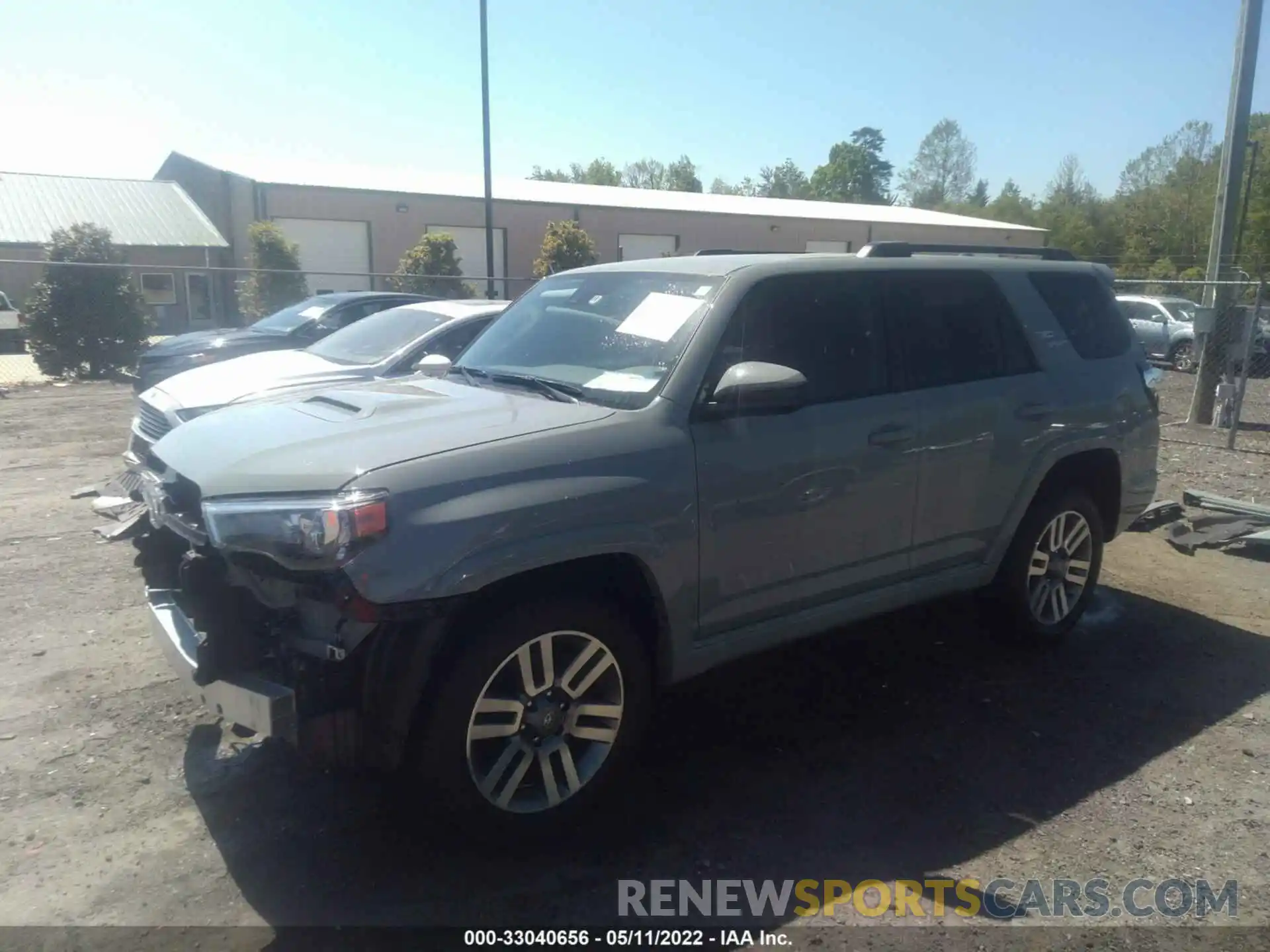 2 Photograph of a damaged car JTESU5JR6N6034466 TOYOTA 4RUNNER 2022