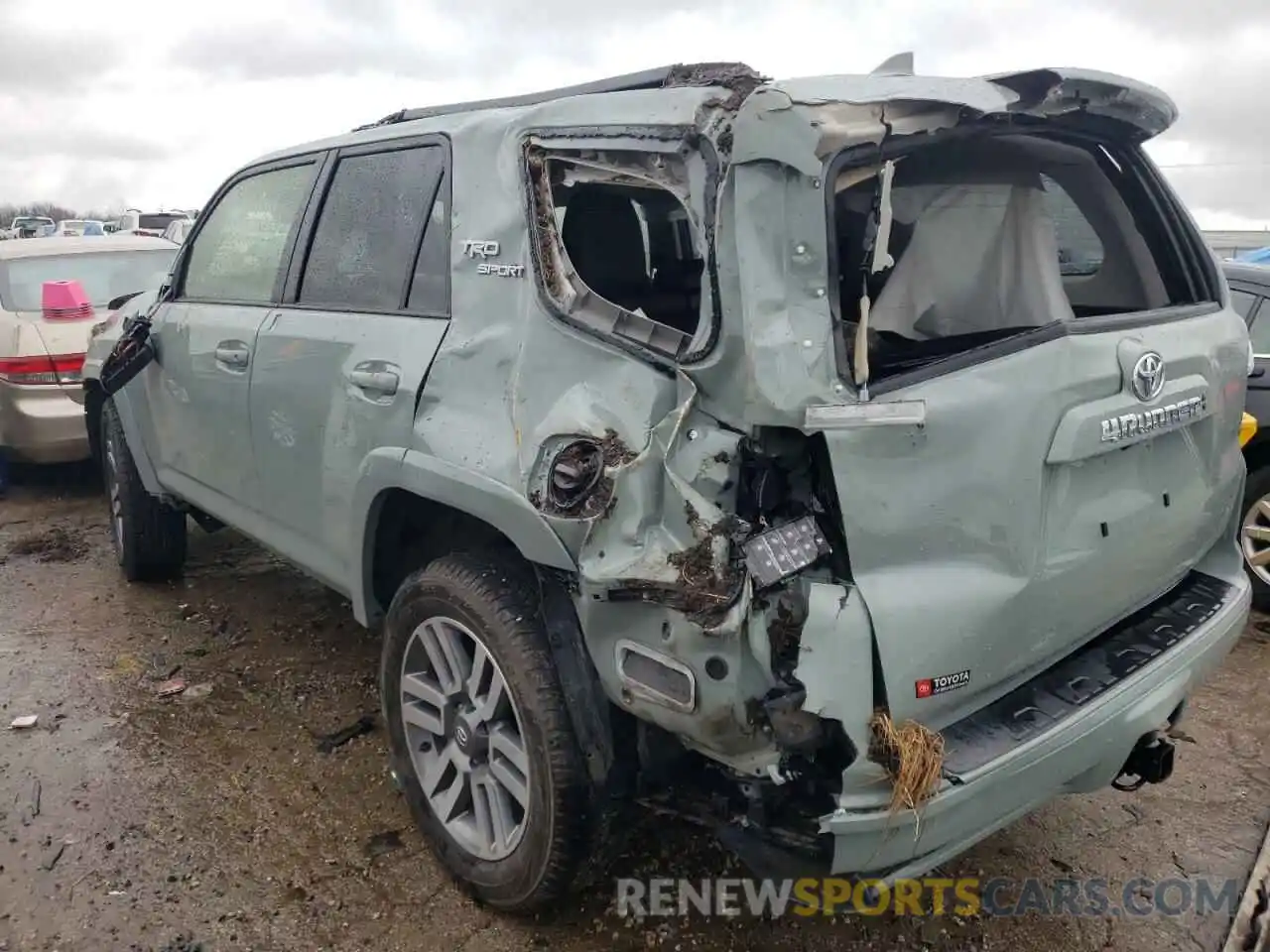 3 Photograph of a damaged car JTESU5JR7N5987502 TOYOTA 4RUNNER 2022