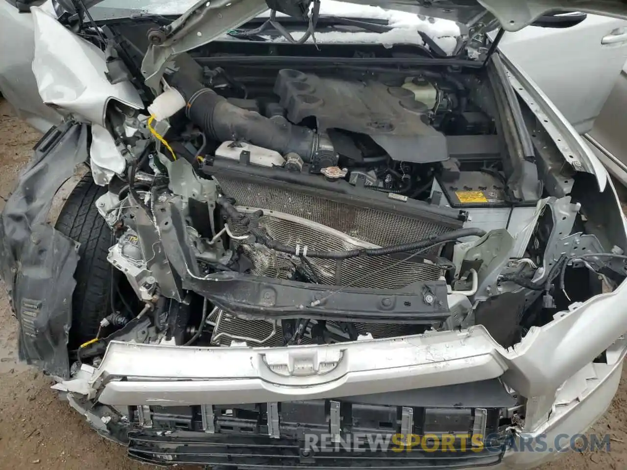 12 Photograph of a damaged car JTESU5JR7N6011102 TOYOTA 4RUNNER 2022