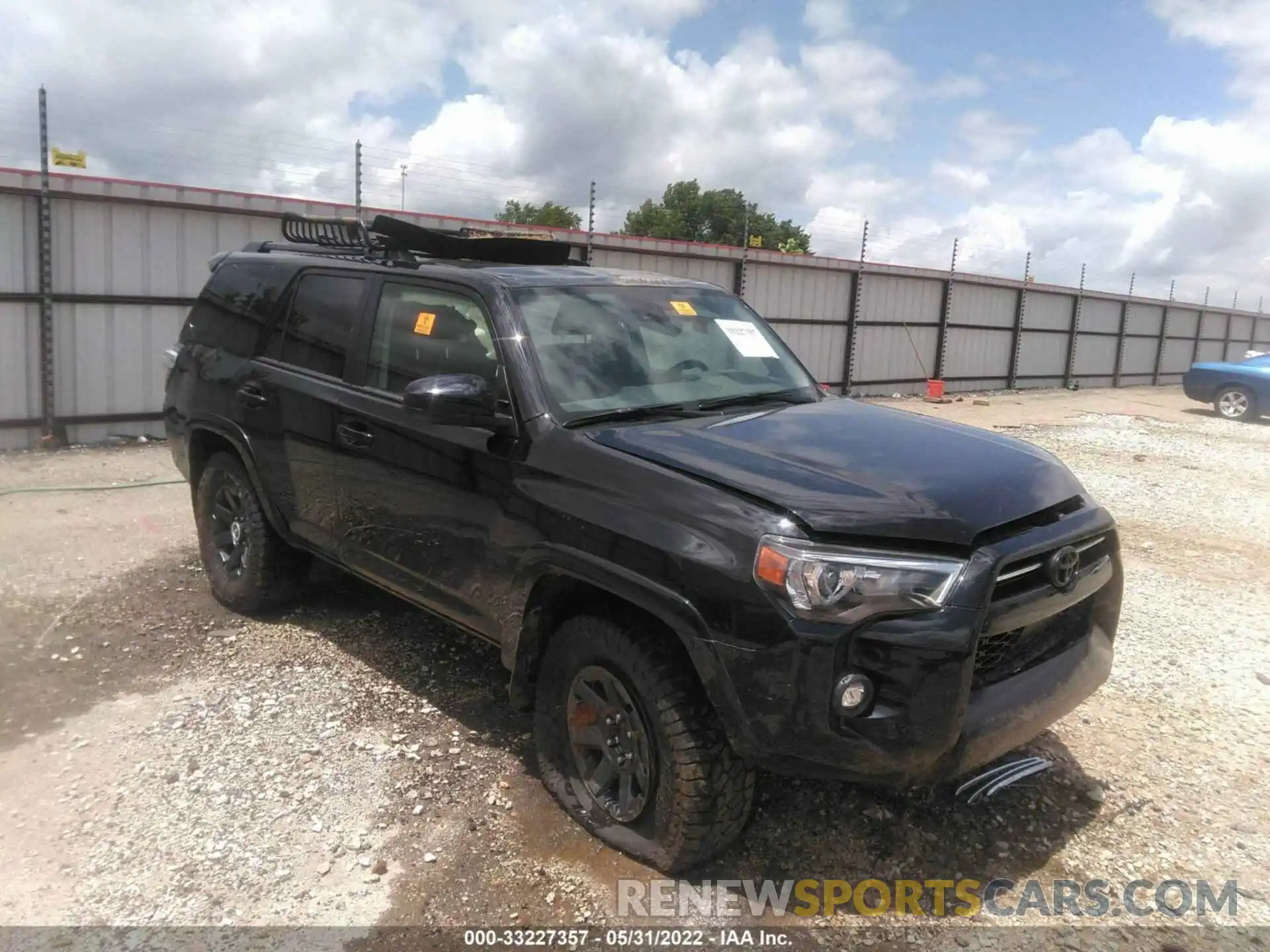 1 Photograph of a damaged car JTETU5JR3N6023218 TOYOTA 4RUNNER 2022