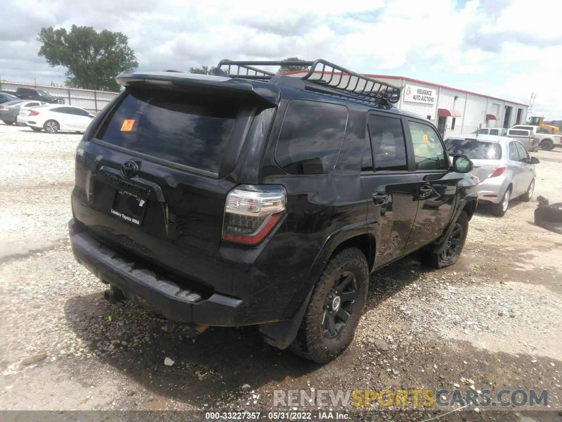 4 Photograph of a damaged car JTETU5JR3N6023218 TOYOTA 4RUNNER 2022