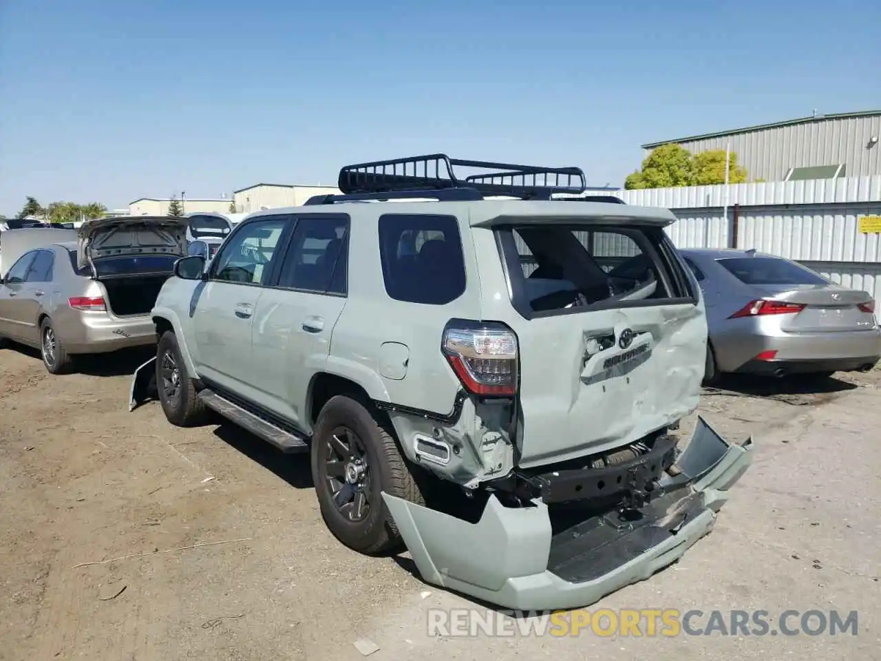 3 Фотография поврежденного автомобиля JTETU5JR4N5974789 TOYOTA 4RUNNER 2022