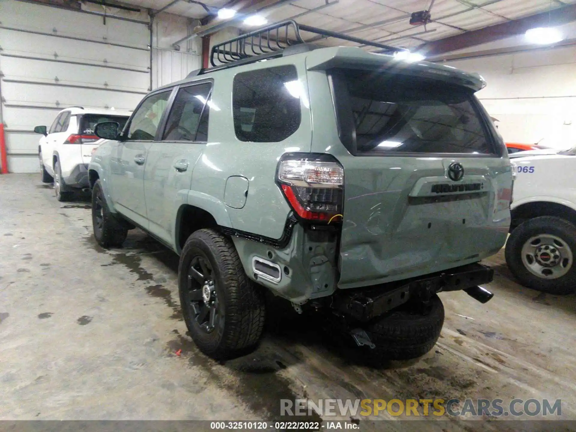 3 Фотография поврежденного автомобиля JTETU5JR6N5976091 TOYOTA 4RUNNER 2022