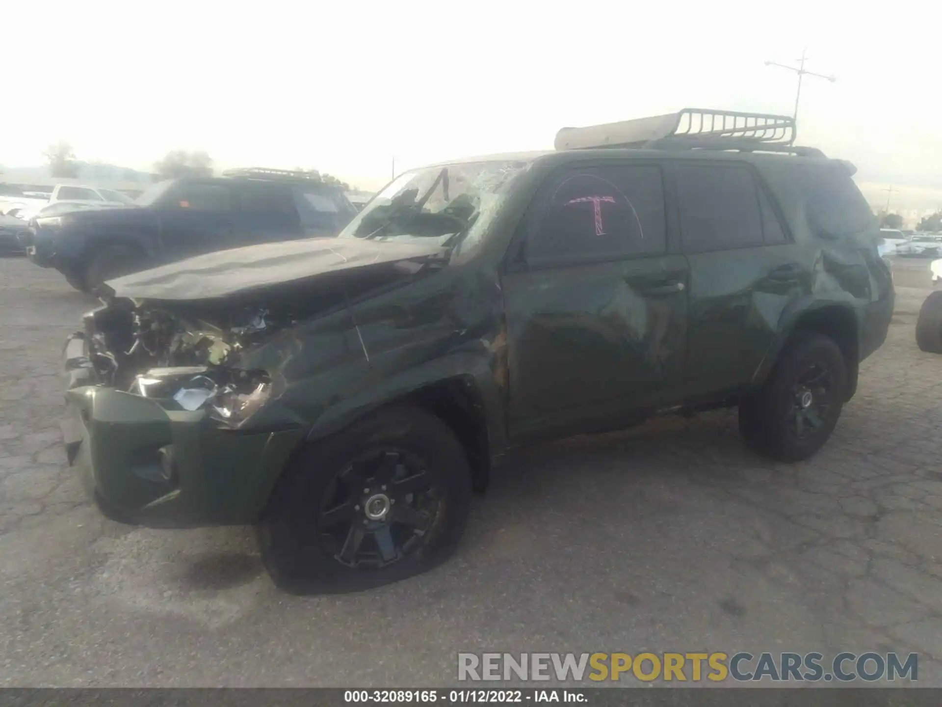 2 Photograph of a damaged car JTETU5JRXN5986669 TOYOTA 4RUNNER 2022