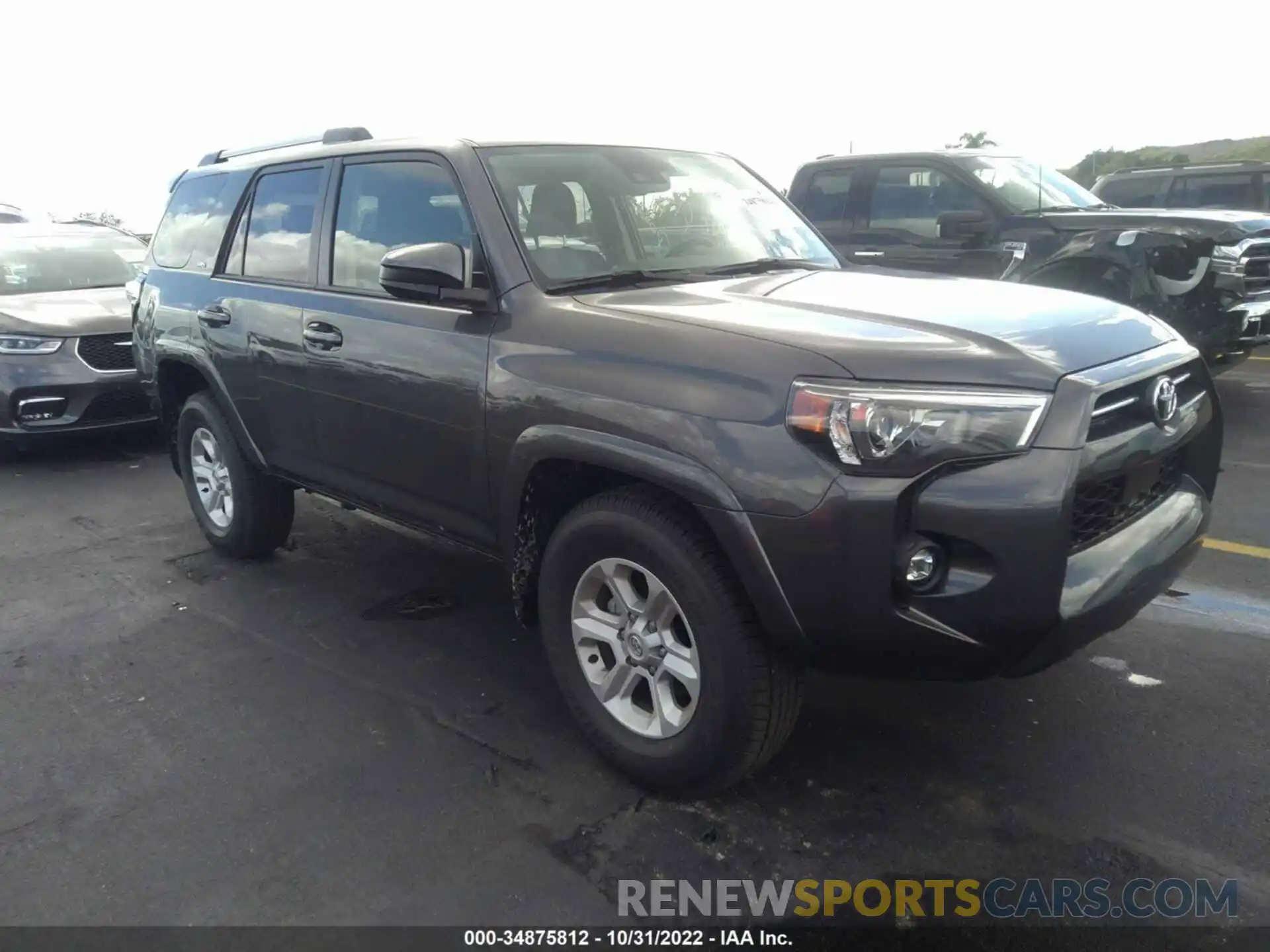 1 Photograph of a damaged car JTEEU5JR0P5278412 TOYOTA 4RUNNER 2023