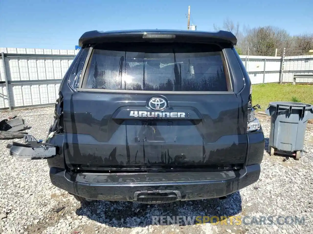 6 Photograph of a damaged car JTEEU5JRXP5284198 TOYOTA 4RUNNER 2023