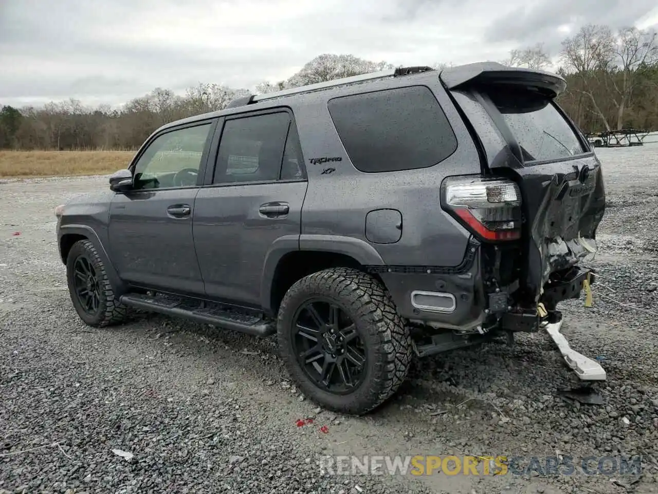 2 Photograph of a damaged car JTEFU5JR1P5284403 TOYOTA 4RUNNER 2023