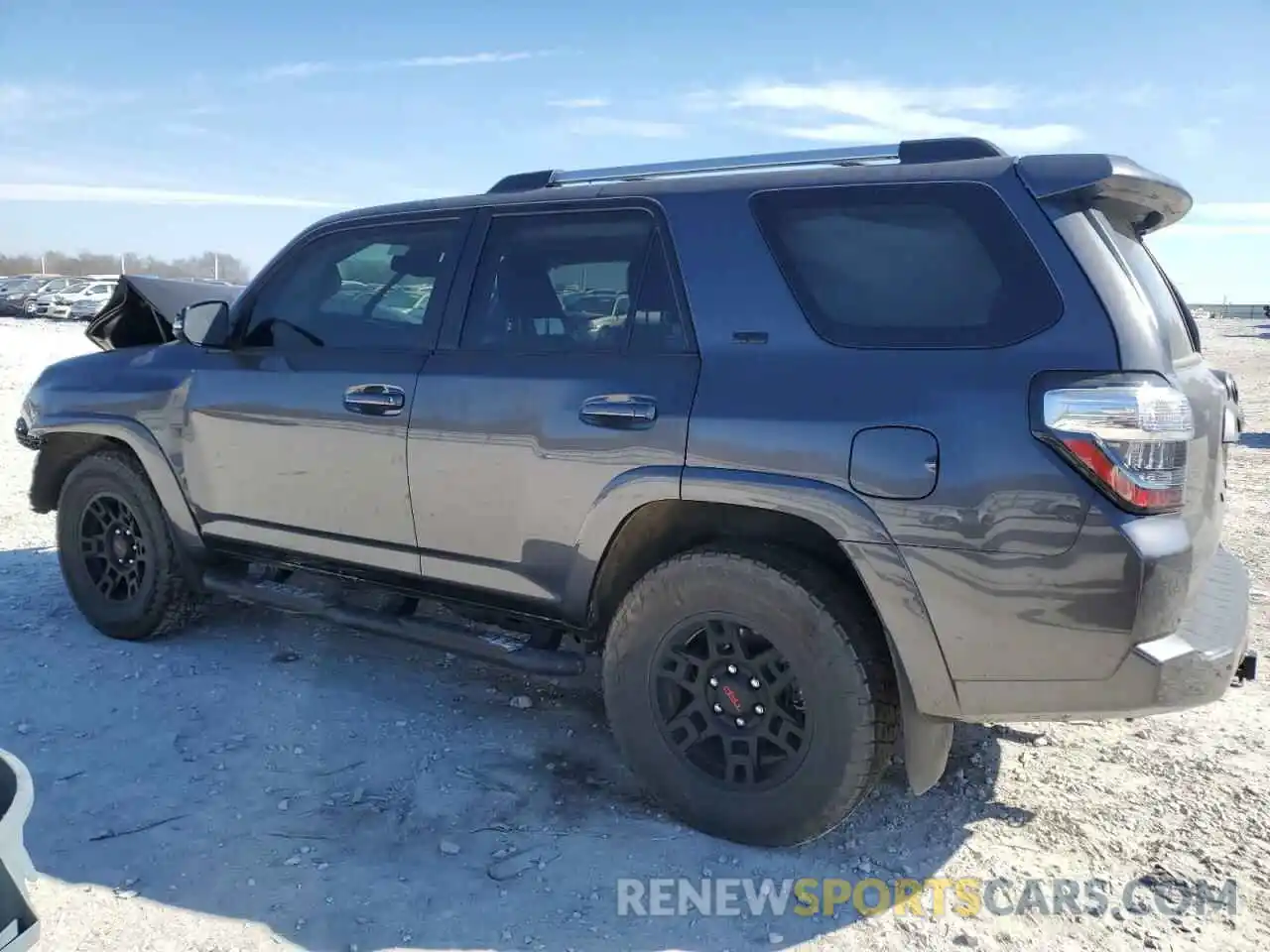 2 Photograph of a damaged car JTEFU5JR7P5295731 TOYOTA 4RUNNER 2023