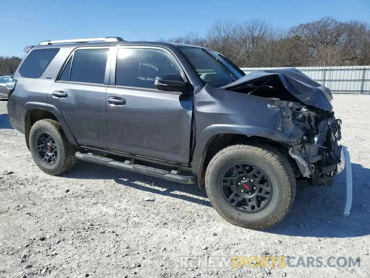 4 Photograph of a damaged car JTEFU5JR7P5295731 TOYOTA 4RUNNER 2023