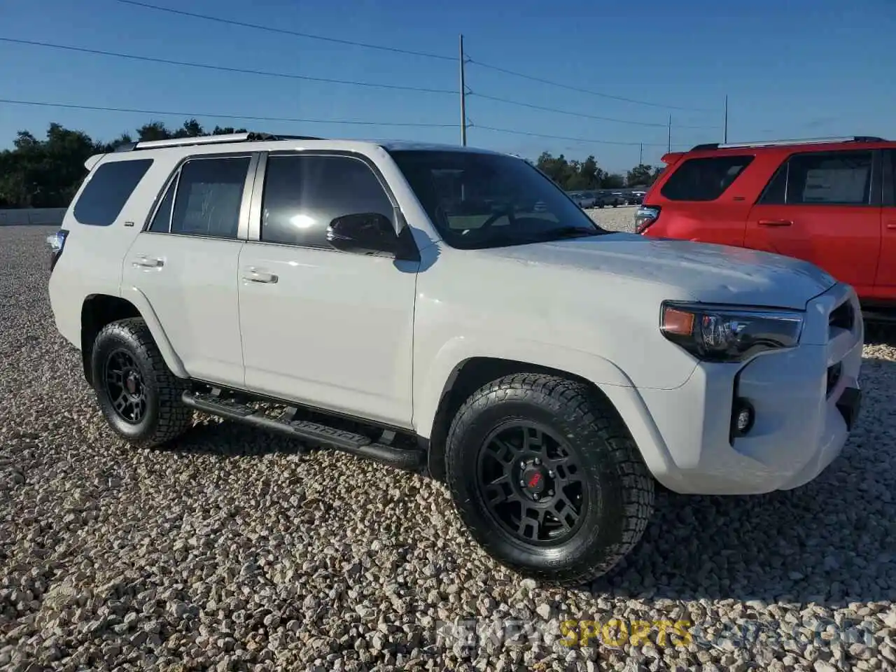 4 Photograph of a damaged car JTEFU5JR8P5298380 TOYOTA 4RUNNER 2023