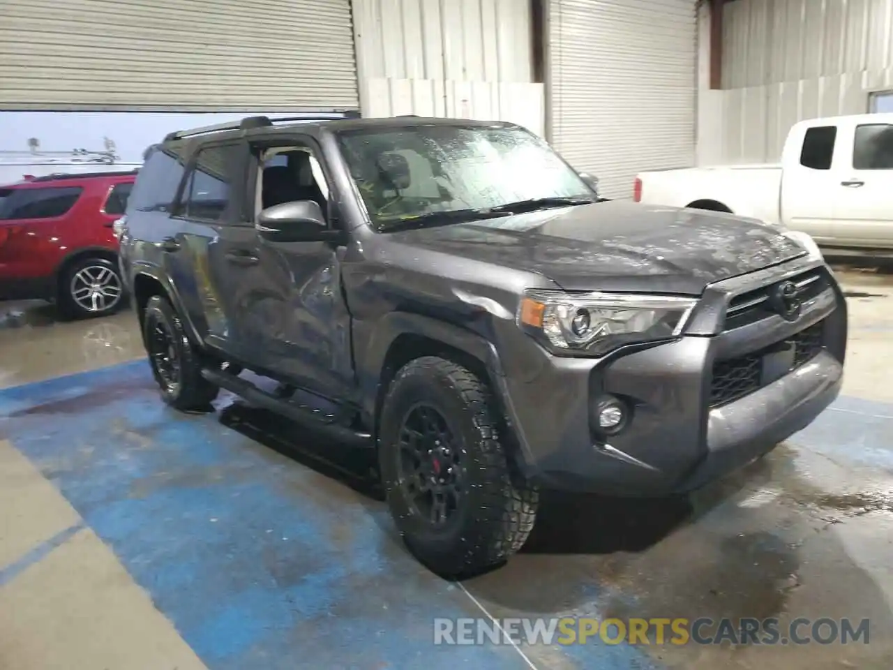 4 Photograph of a damaged car JTEFU5JRXP5297523 TOYOTA 4RUNNER 2023