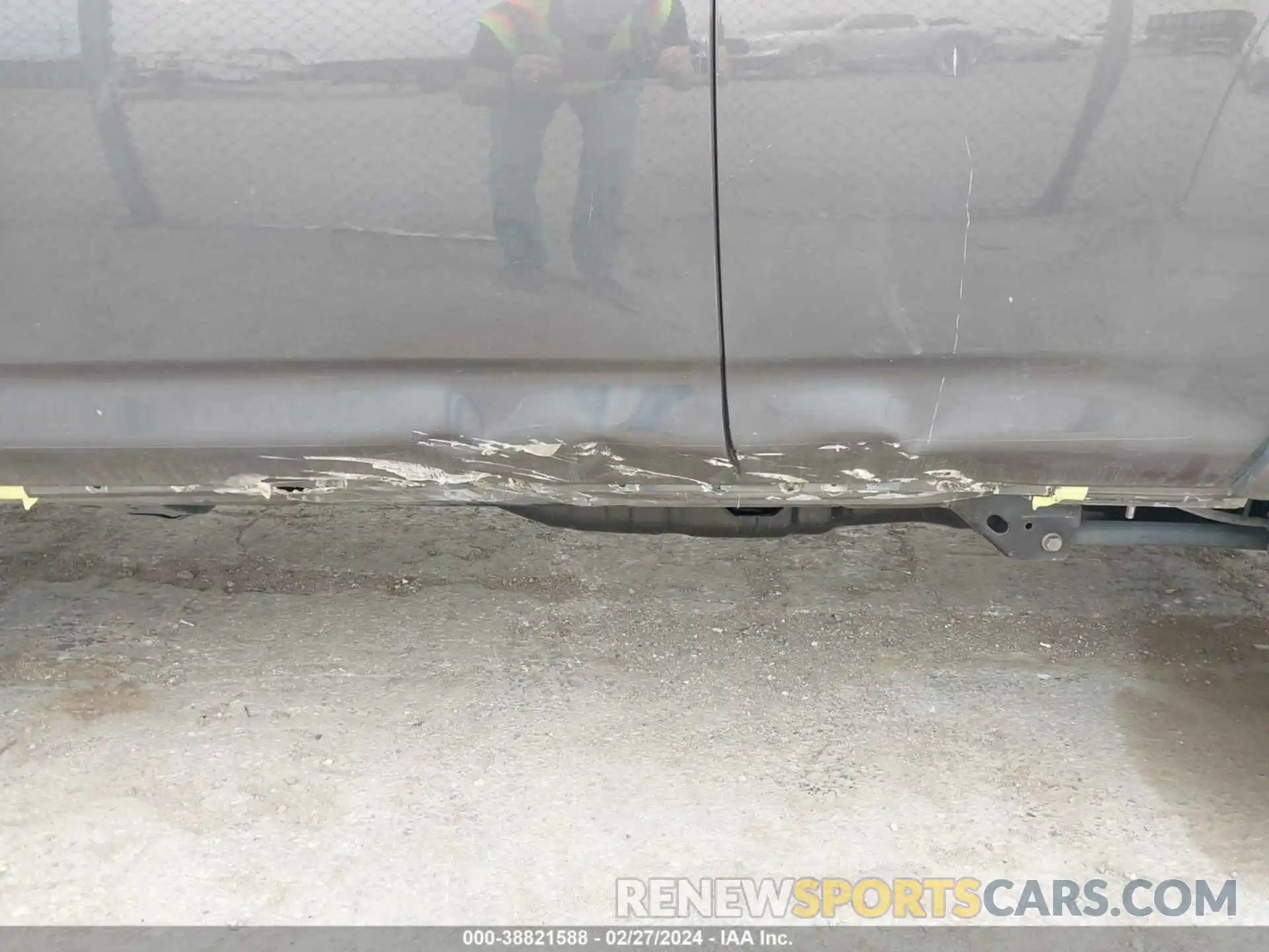 6 Фотография поврежденного автомобиля JTELU5JR6P6087580 TOYOTA 4RUNNER 2023