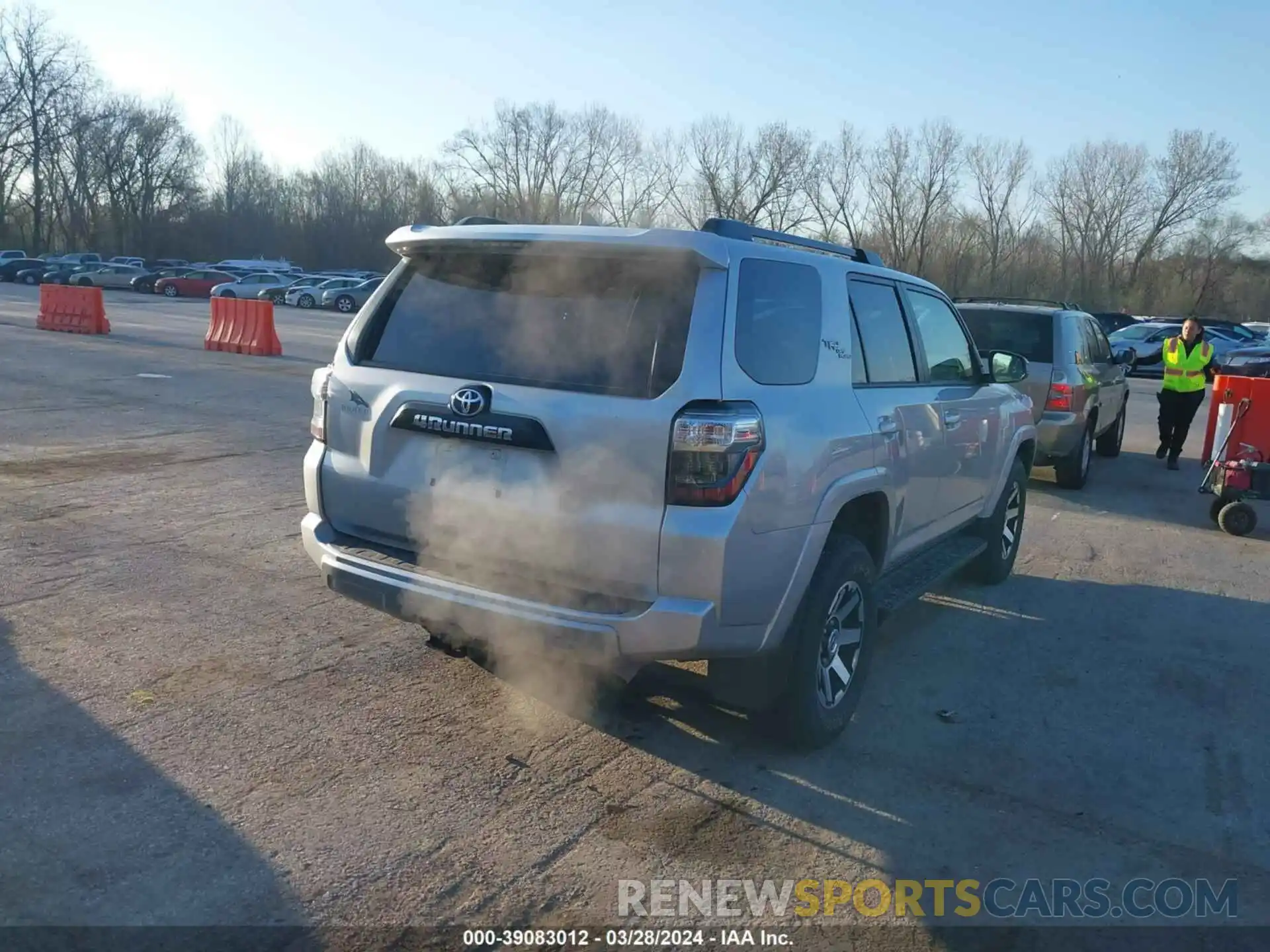 4 Photograph of a damaged car JTEPU5JR1P6176233 TOYOTA 4RUNNER 2023