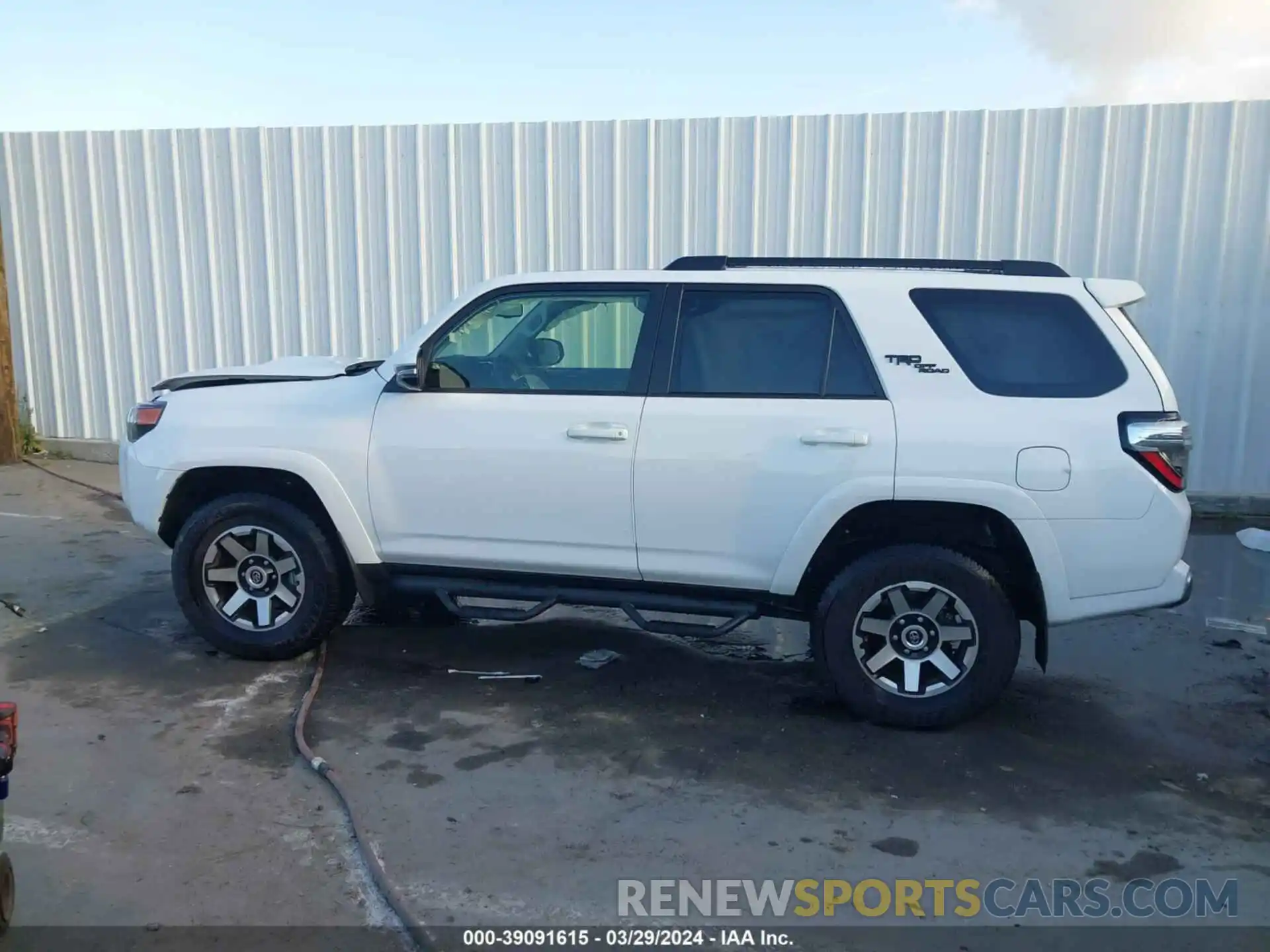 14 Photograph of a damaged car JTERU5JR3P6171253 TOYOTA 4RUNNER 2023