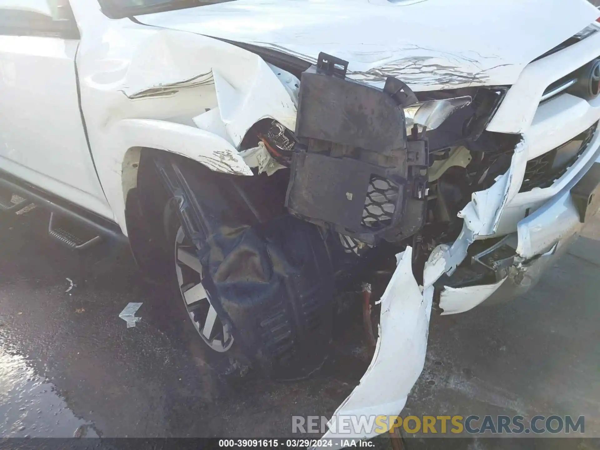 6 Photograph of a damaged car JTERU5JR3P6171253 TOYOTA 4RUNNER 2023