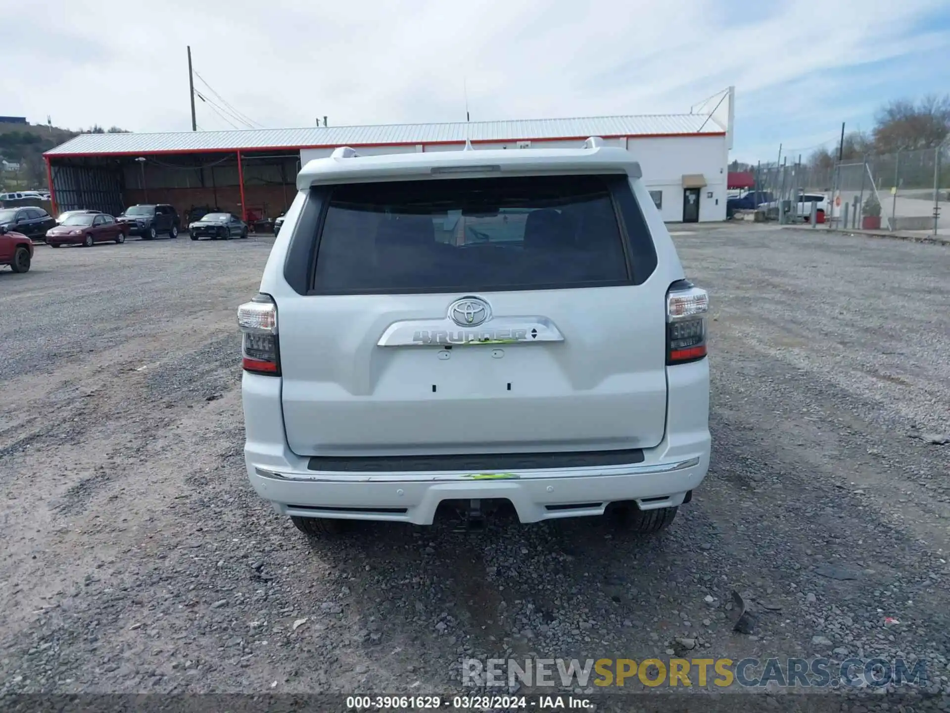 16 Photograph of a damaged car JTEKU5JR4R6217404 TOYOTA 4RUNNER 2024