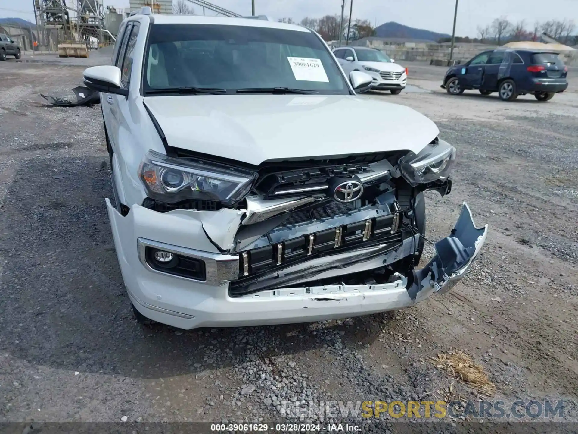 6 Photograph of a damaged car JTEKU5JR4R6217404 TOYOTA 4RUNNER 2024