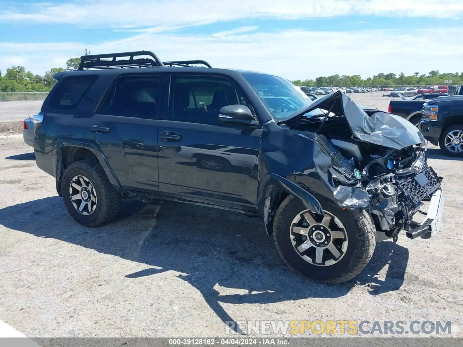 14 Photograph of a damaged car JTERU5JR3R6213245 TOYOTA 4RUNNER 2024