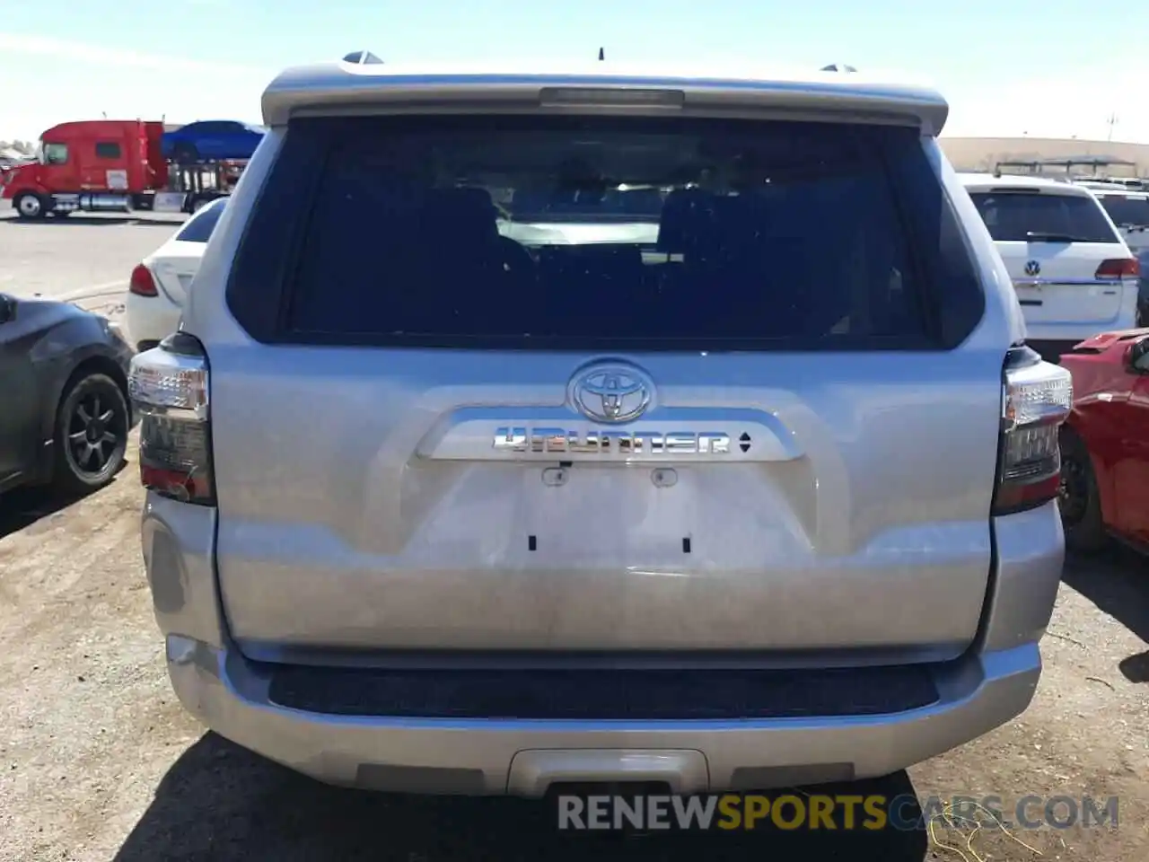 6 Photograph of a damaged car JTEMU5JR3P6190363 TOYOTA 4RUNNER SE 2023