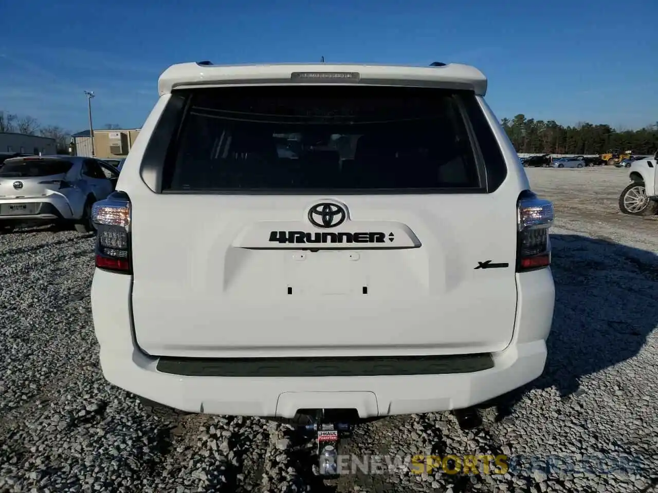 6 Photograph of a damaged car JTENU5JR2P6141191 TOYOTA 4RUNNER SE 2023