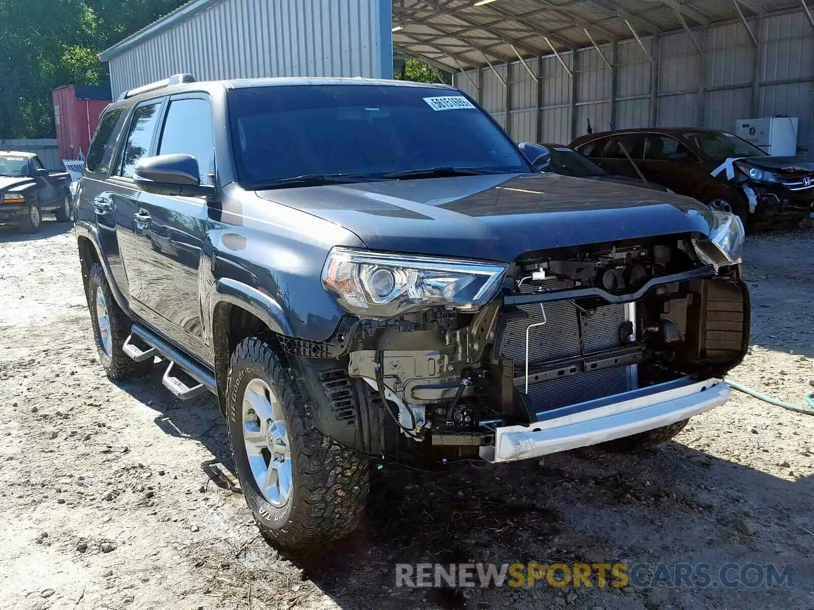 1 Фотография поврежденного автомобиля JTEBU5JR0K5716356 TOYOTA 4RUNNER SR 2019