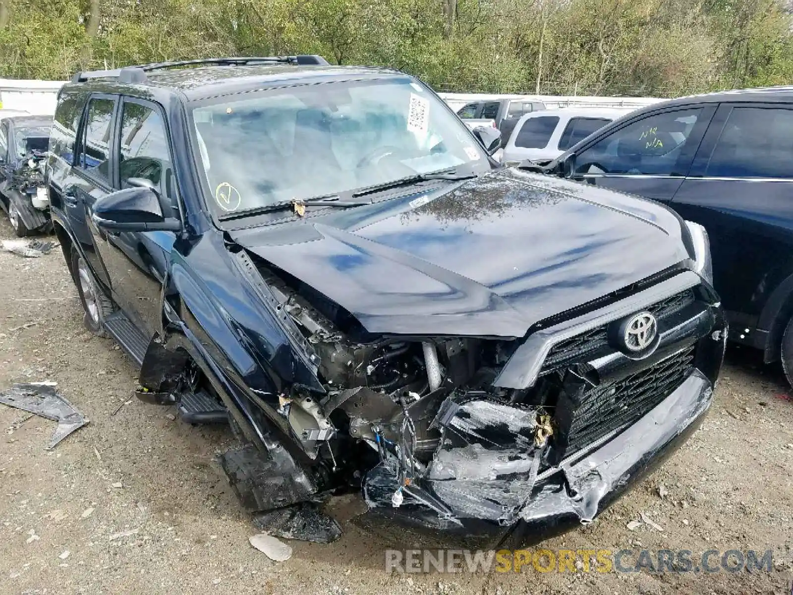 1 Photograph of a damaged car JTEBU5JR1K5665711 TOYOTA 4RUNNER SR 2019