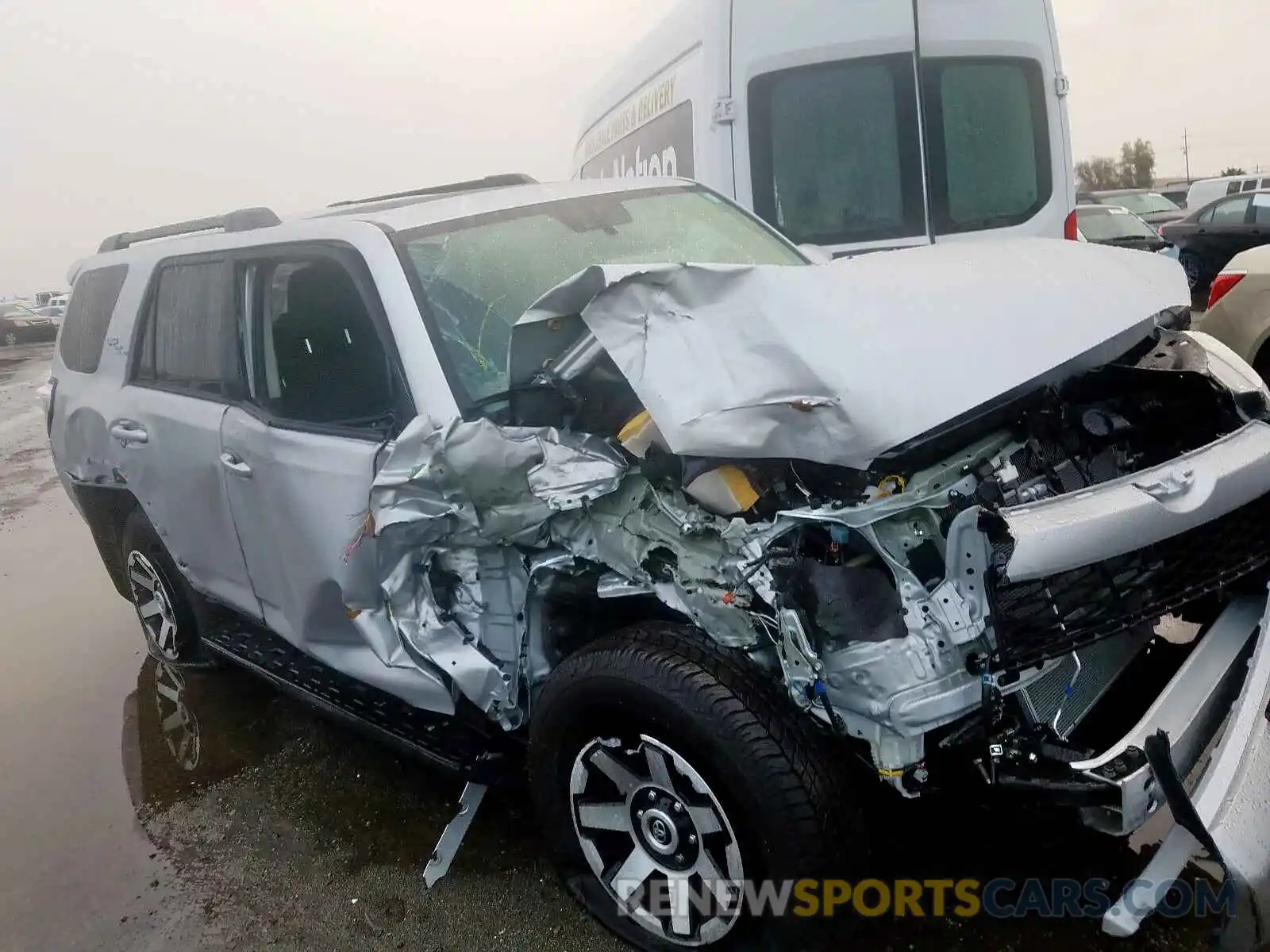 1 Photograph of a damaged car JTEBU5JR1K5726023 TOYOTA 4RUNNER SR 2019