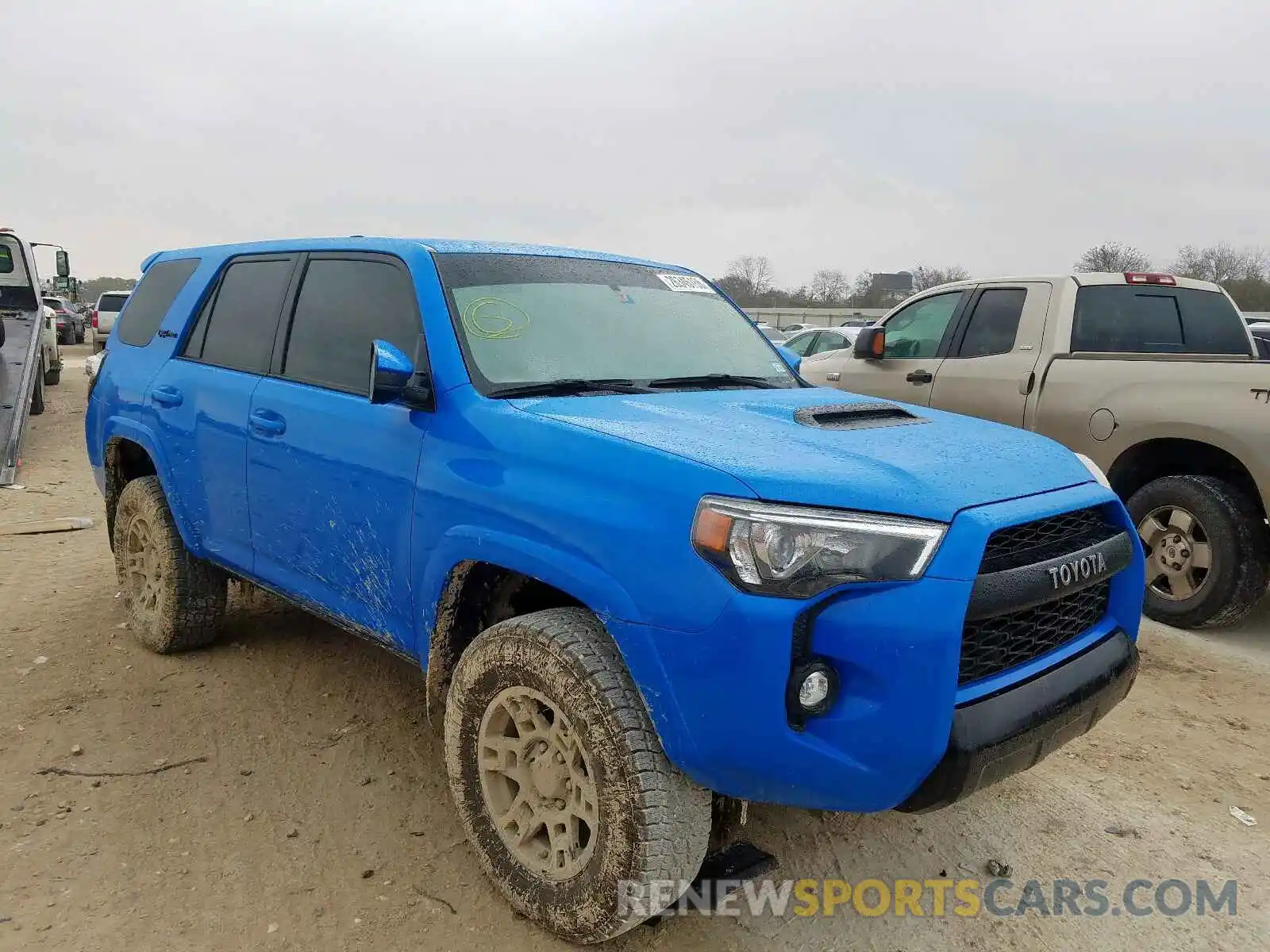 1 Photograph of a damaged car JTEBU5JR2K5700272 TOYOTA 4RUNNER SR 2019