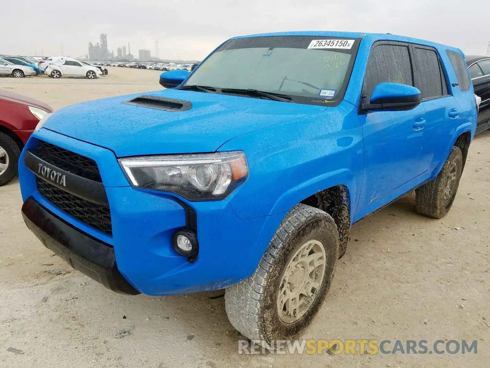 2 Фотография поврежденного автомобиля JTEBU5JR2K5700272 TOYOTA 4RUNNER SR 2019