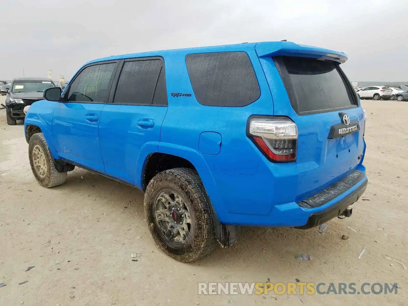 3 Photograph of a damaged car JTEBU5JR2K5700272 TOYOTA 4RUNNER SR 2019