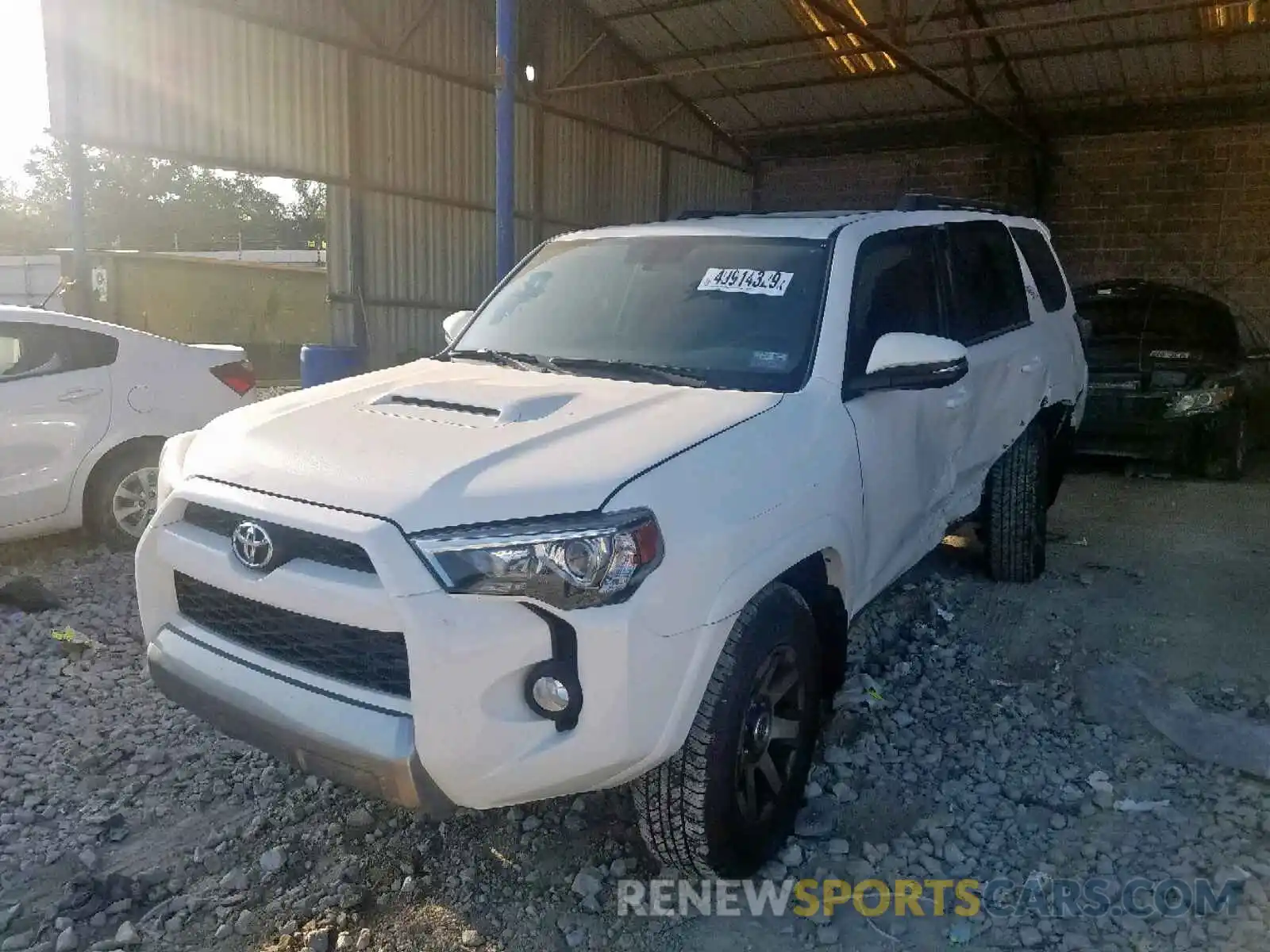 2 Photograph of a damaged car JTEBU5JR2K5708775 TOYOTA 4RUNNER SR 2019