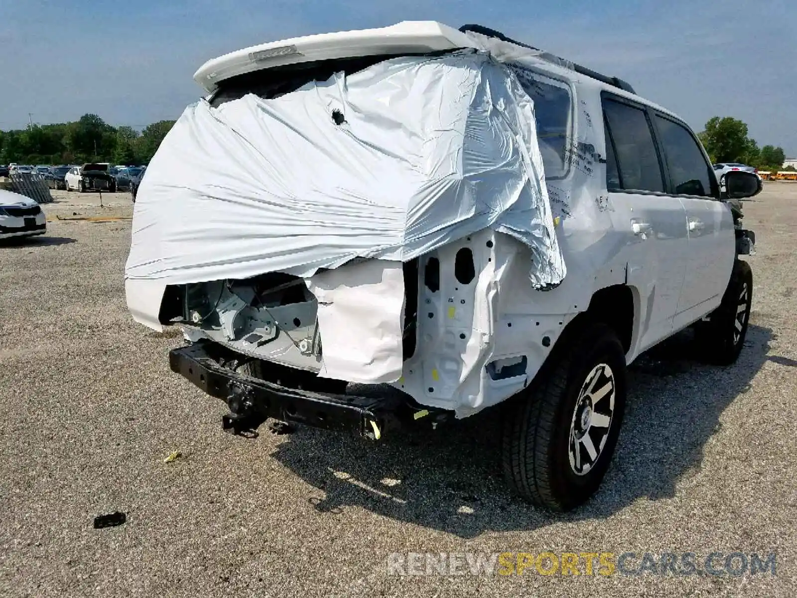 9 Photograph of a damaged car JTEBU5JR3K5618342 TOYOTA 4RUNNER SR 2019