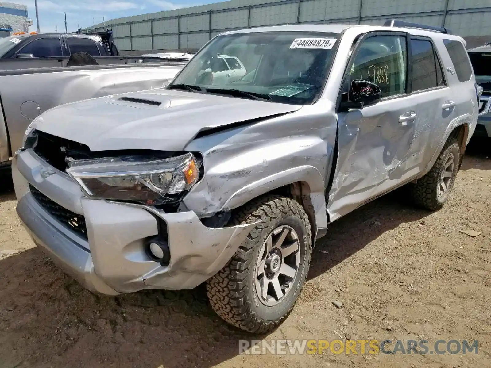 2 Photograph of a damaged car JTEBU5JR3K5637120 TOYOTA 4RUNNER SR 2019