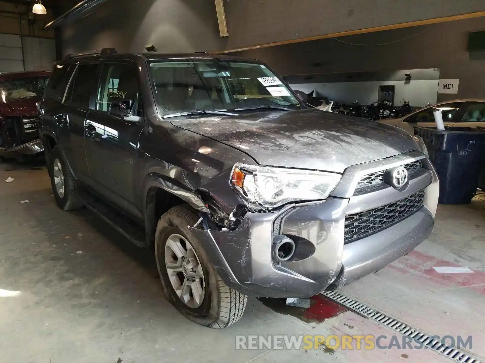 1 Photograph of a damaged car JTEBU5JR3K5657366 TOYOTA 4RUNNER SR 2019