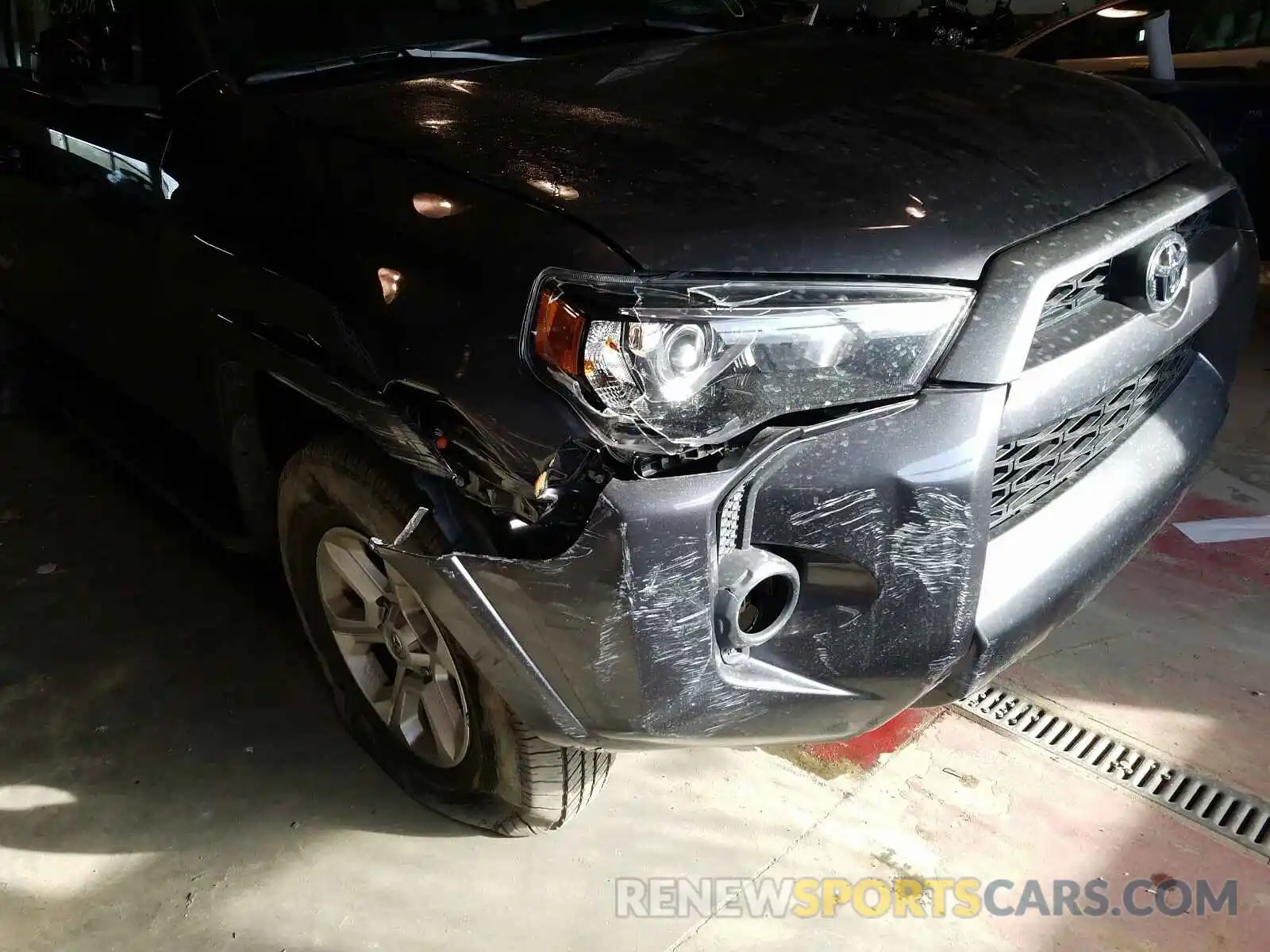 9 Photograph of a damaged car JTEBU5JR3K5657366 TOYOTA 4RUNNER SR 2019