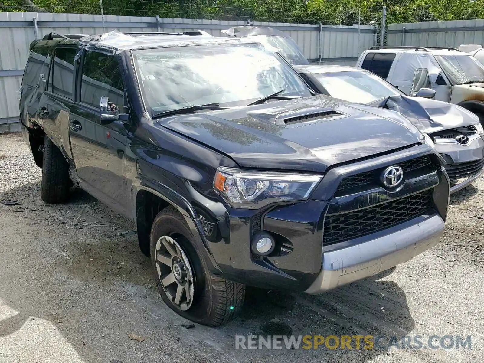 1 Photograph of a damaged car JTEBU5JR5K5669292 TOYOTA 4RUNNER SR 2019